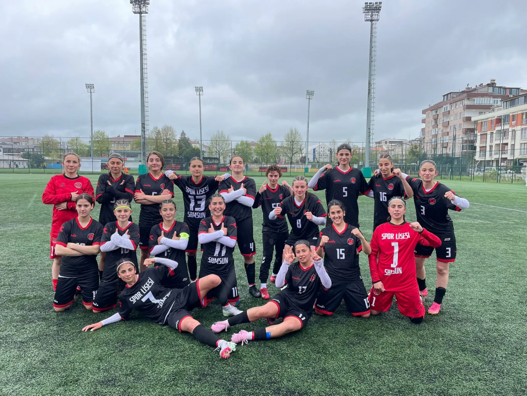Samsun Gülizar Hasan Yılmaz Spor Lisesi finalde