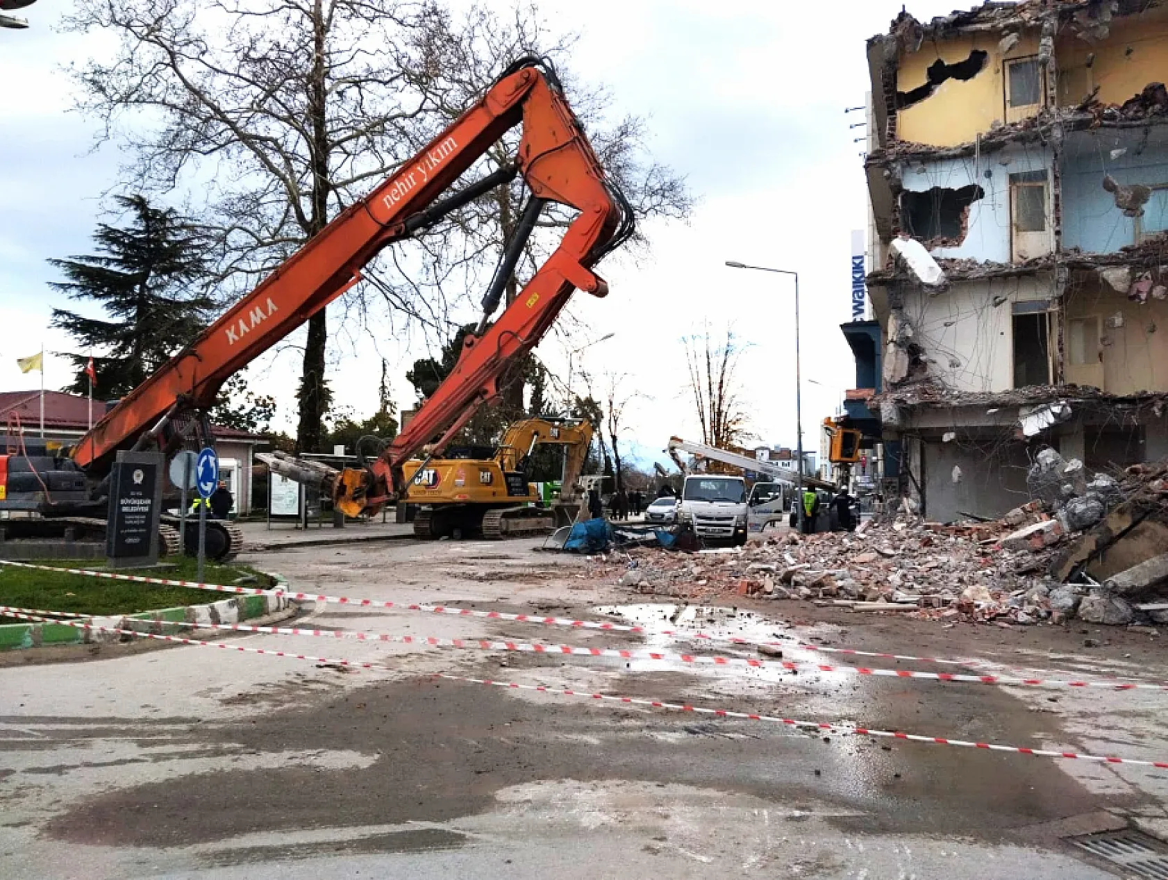 Maliye lojmanları için ilk kepçe vuruldu! Yerine Samsun Market ve Kent Lokantası mı geliyor?