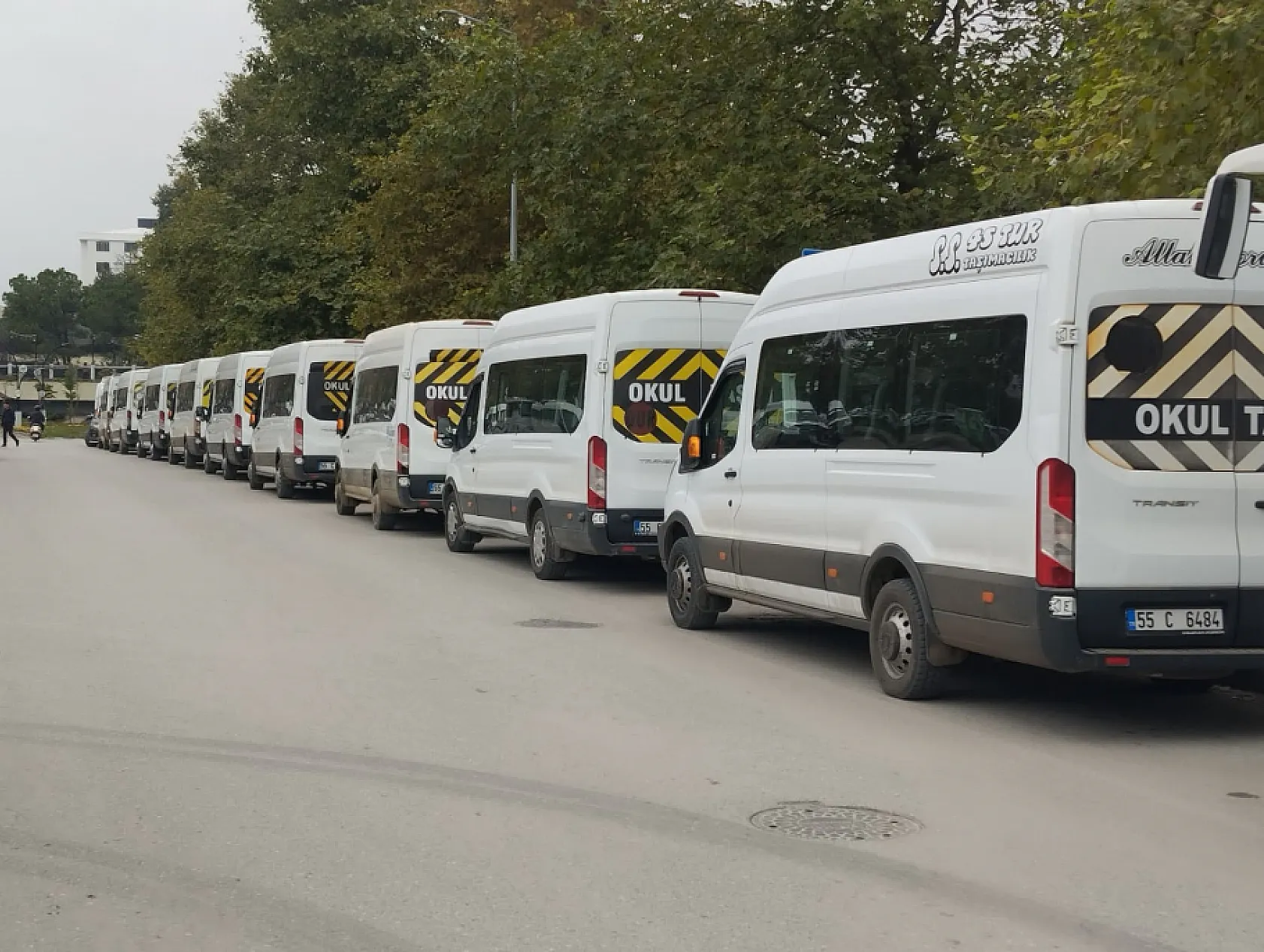 Çarşamba'da servis şoförlerine güzergâh belgeleri verildi
