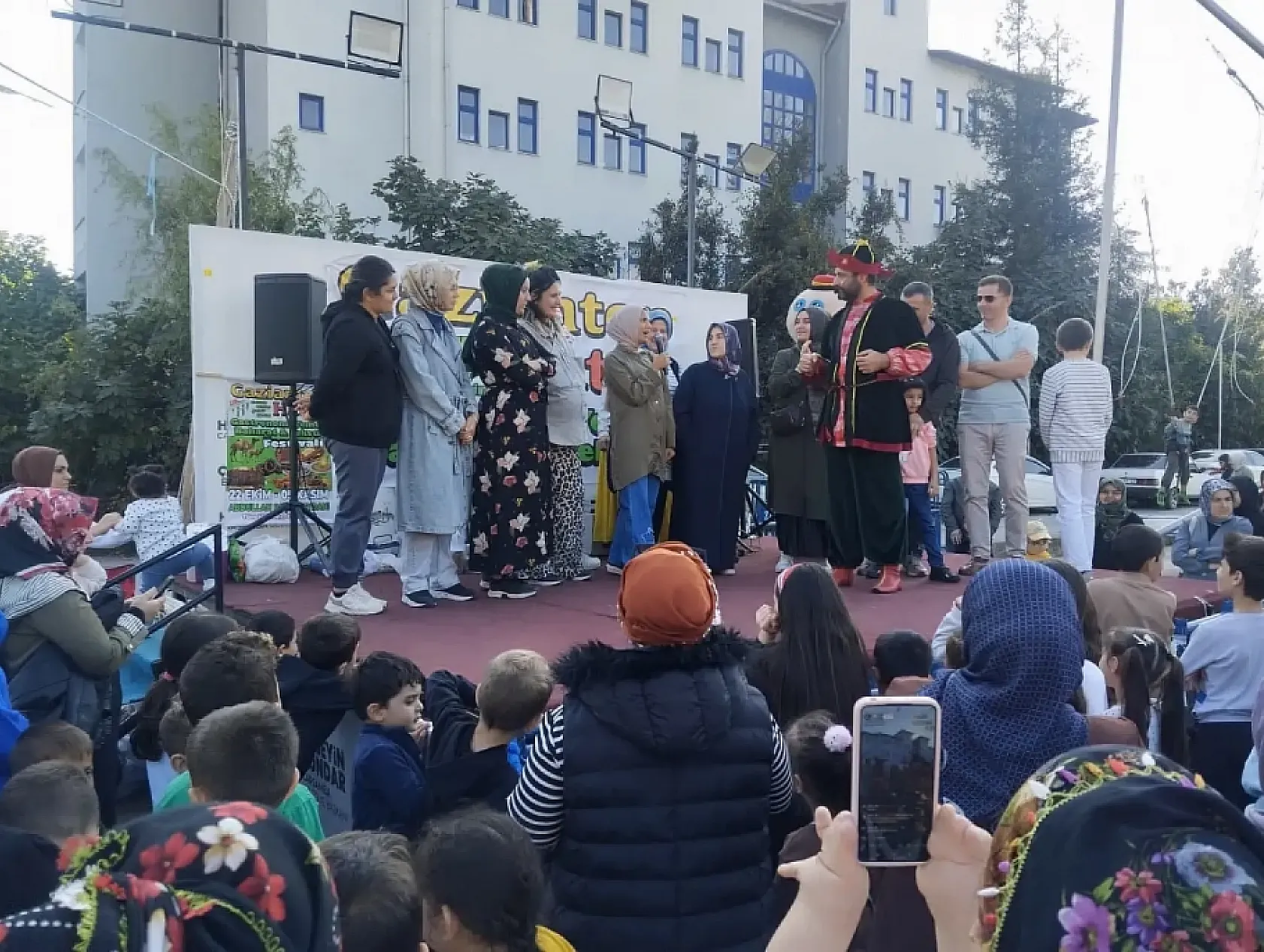 Coşkulu festival sona eriyor