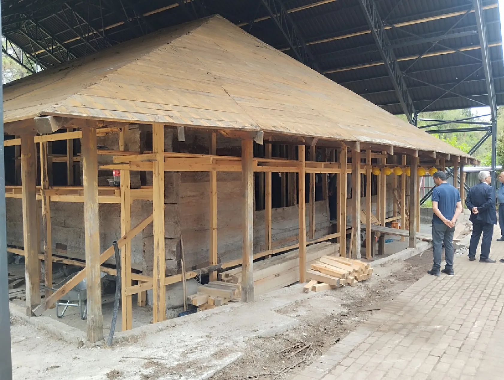 8,5 asırlık Göğceli çivisiz camii geleceğe hazırlanıyor