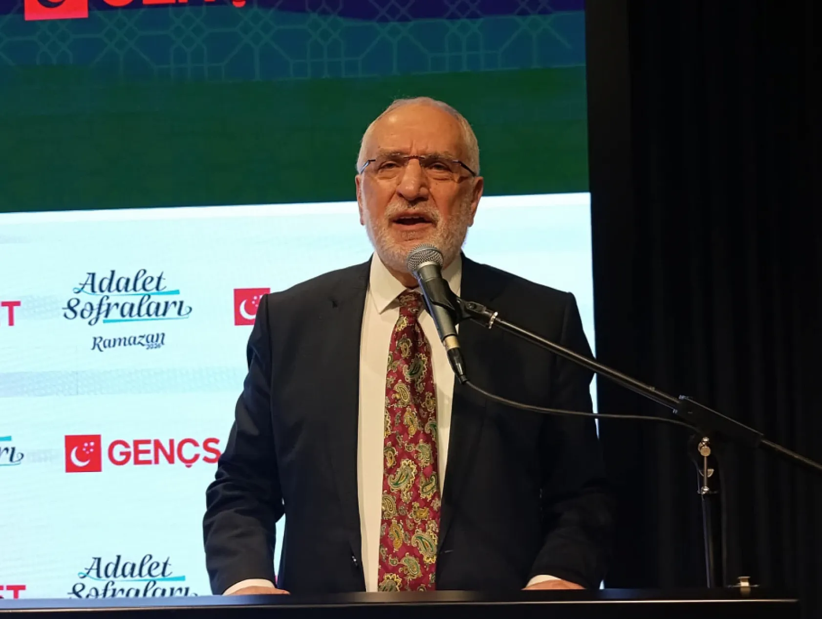 Saadet Partisi'nden Adalet sofraları iftarı