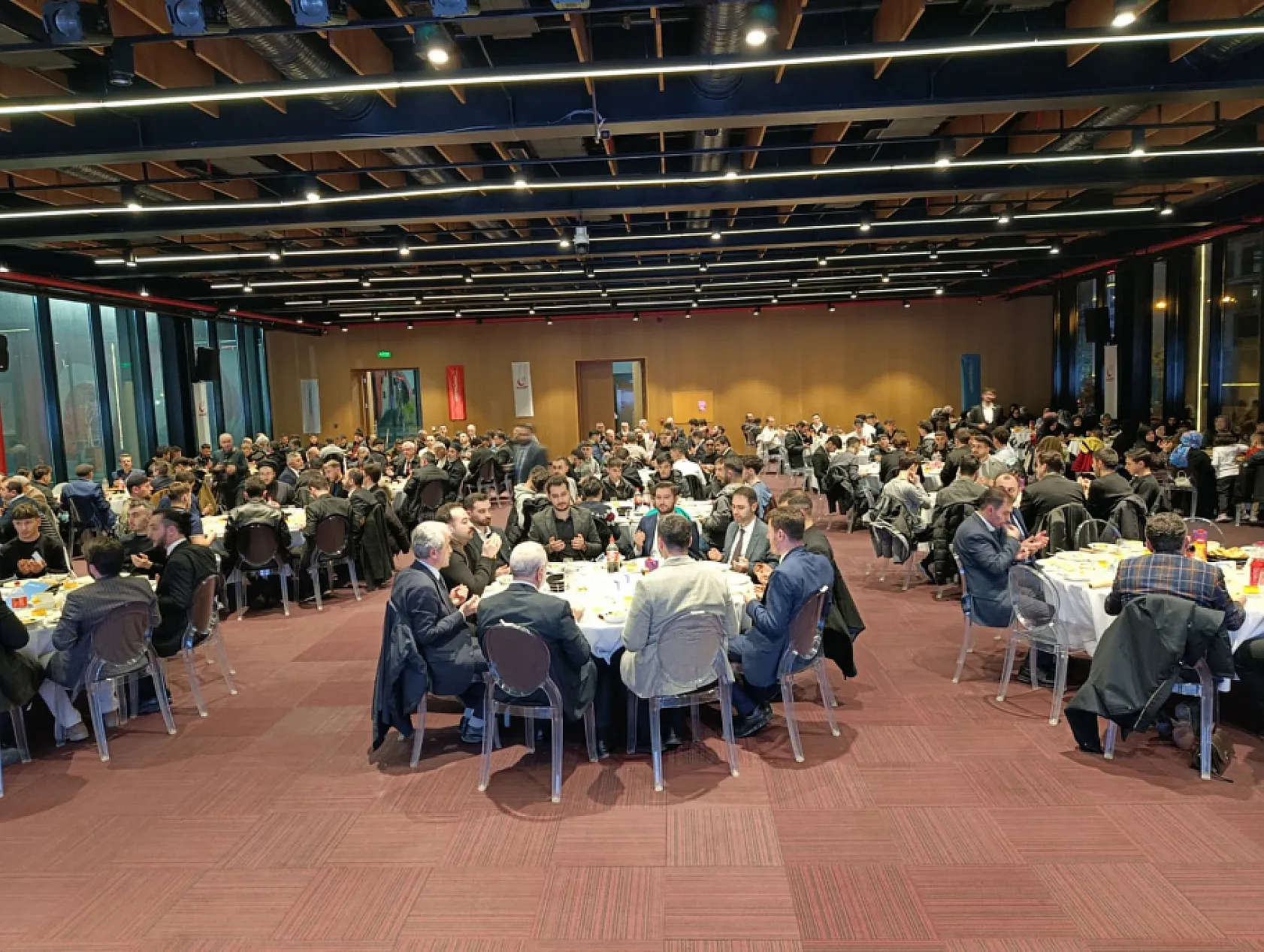 Saadet Partisi'nden Adalet sofraları iftarı