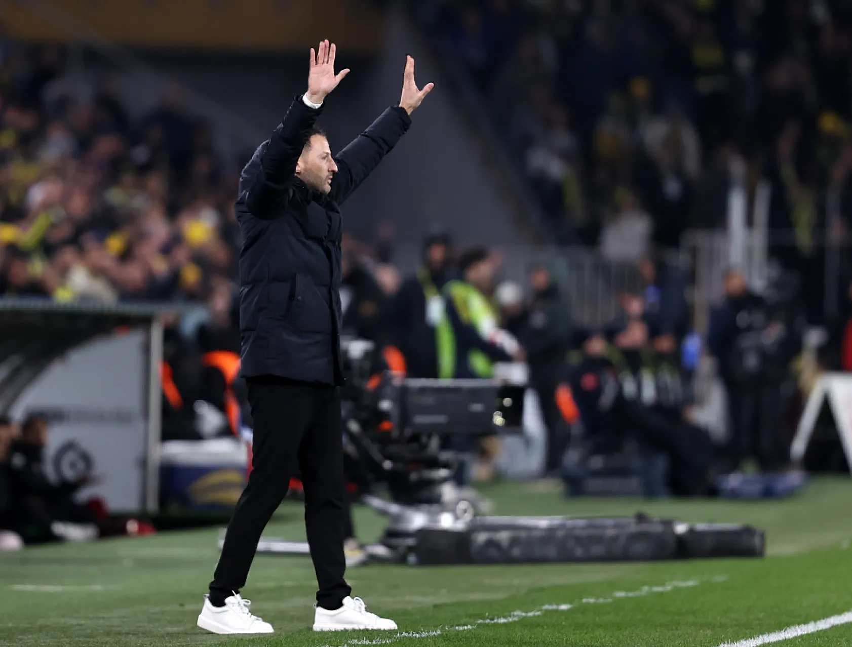 Kadıköy'de ilk yarının yıldızı Mouandilmadji oldu