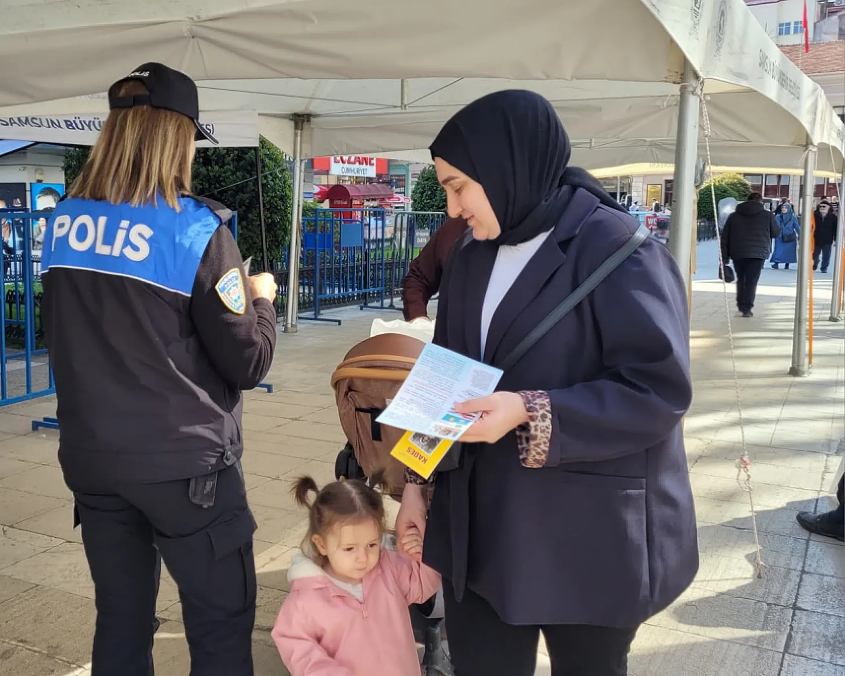 Samsun'da vatandaşlara dolandırıcılık ve KADES bilgilendirmesi