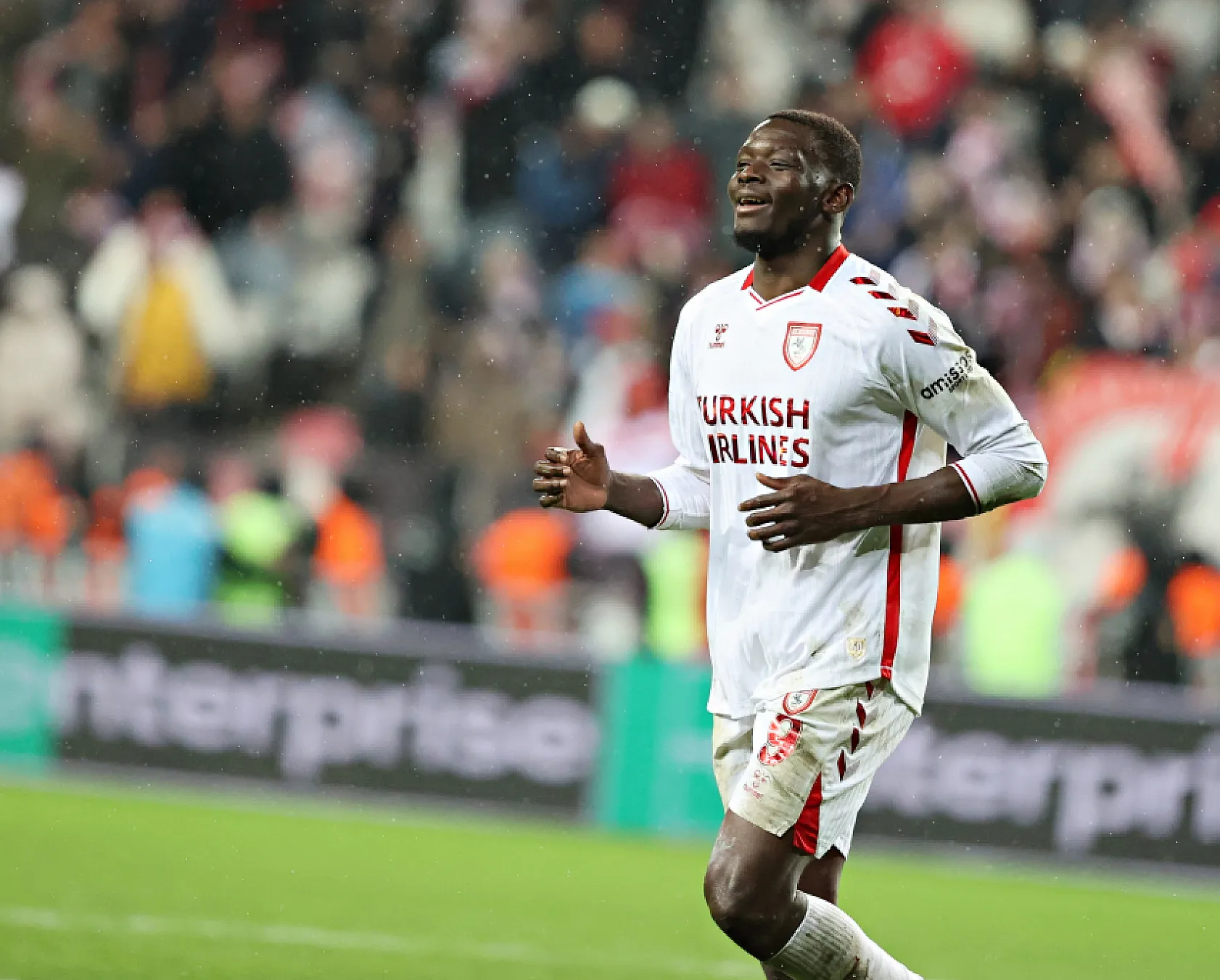 Samsunspor'u Avrupa'da Mouandilmadji sırtladı