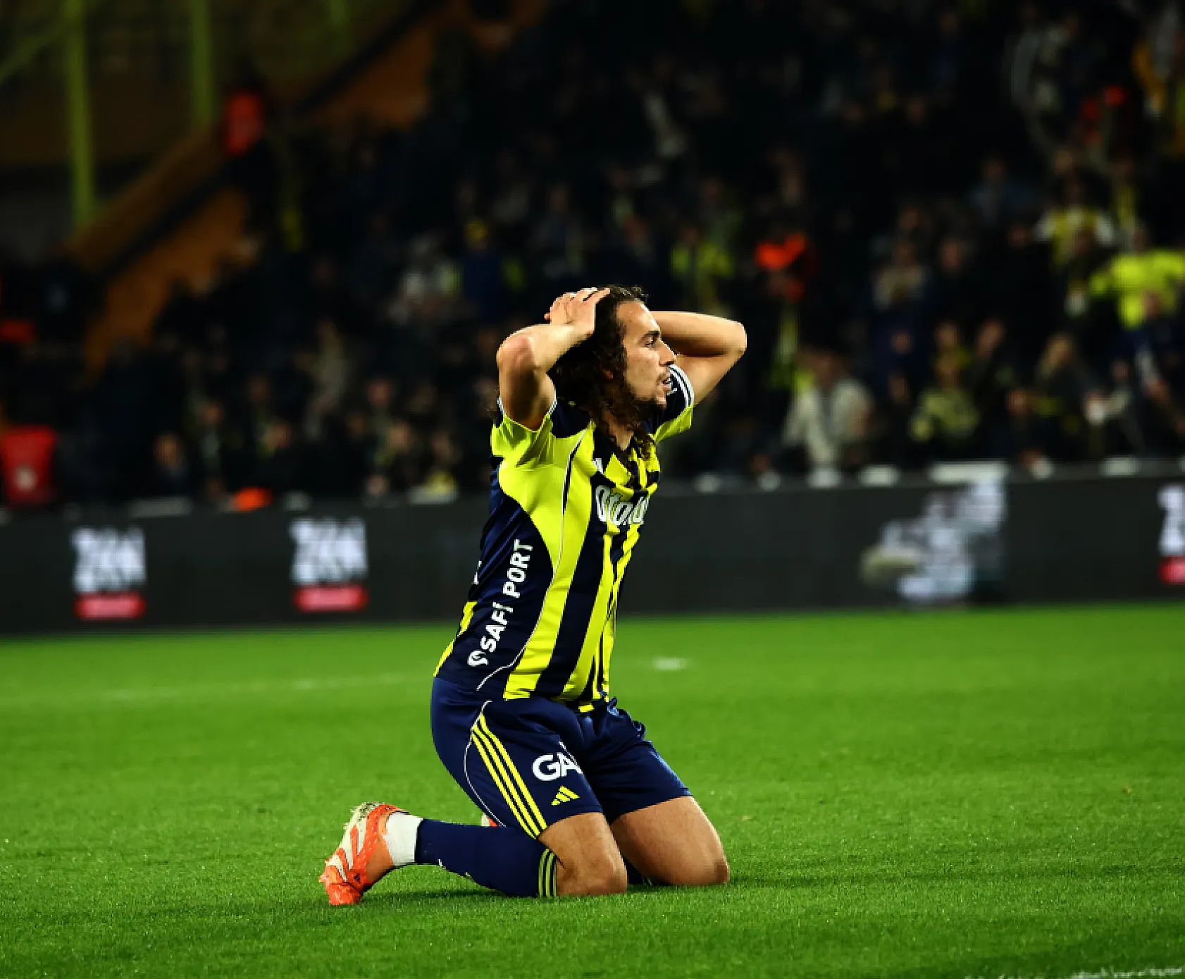 Fenerbahçe'den mucize dönüş! Samsunspor son anda yıkıldı
