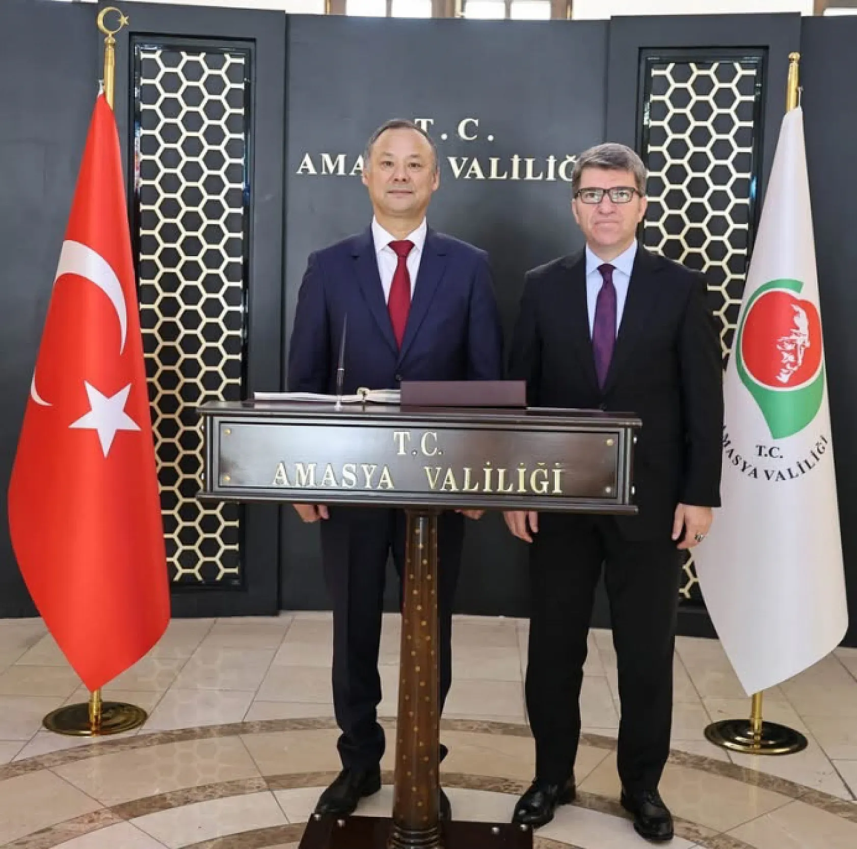 Kırgızistan Büyükelçisi Kazakbaev'den Amasya temasları