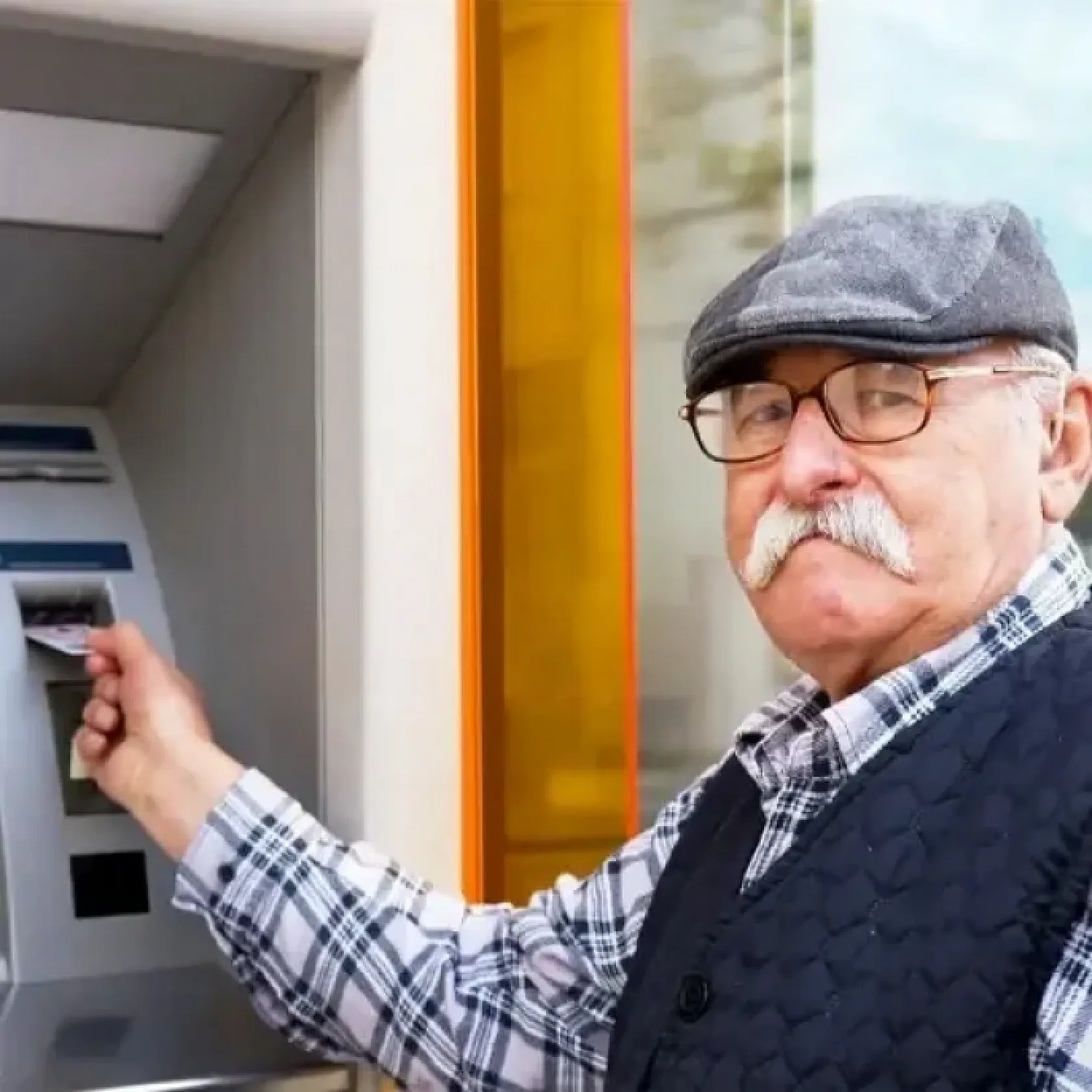 Yasa resmileşti! Emekli olmak zorlaşacak