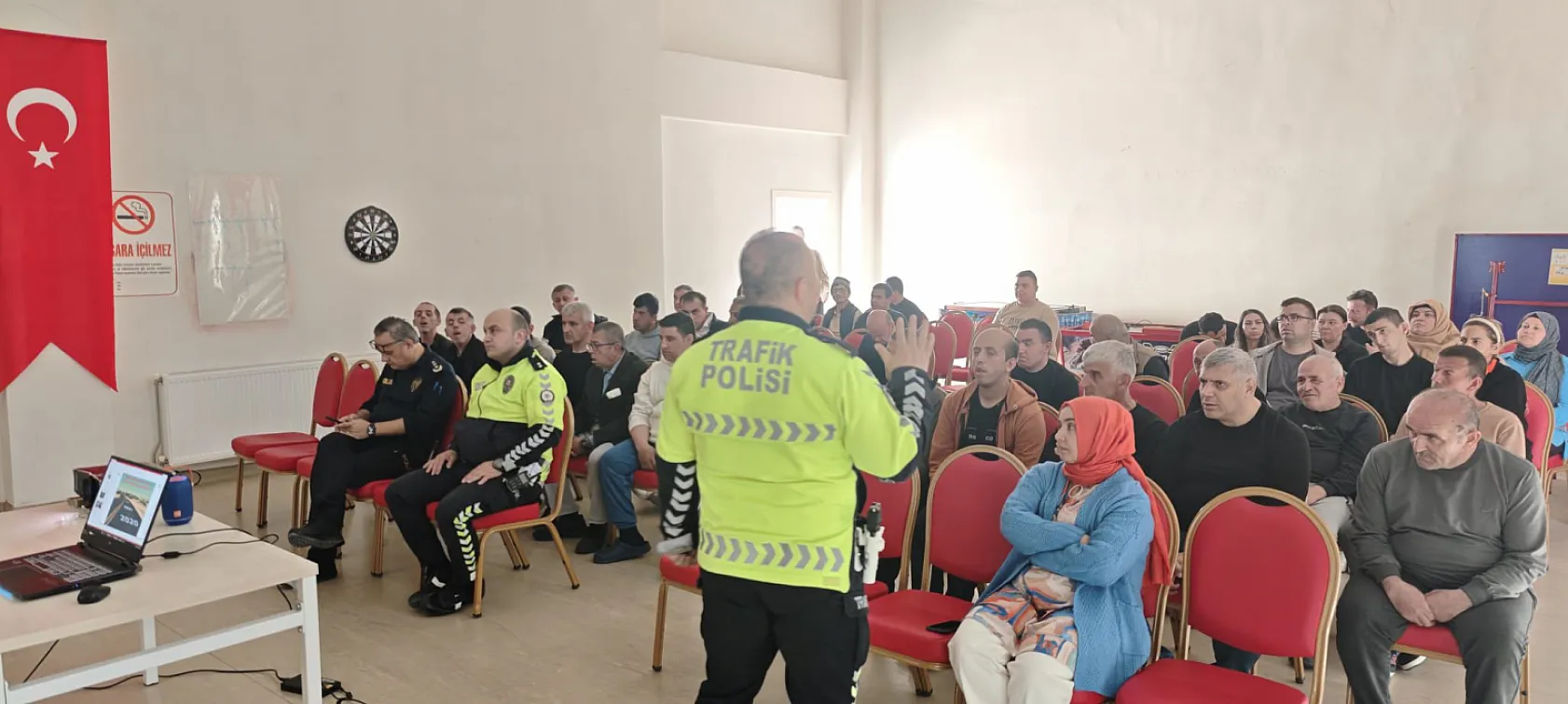 Engelsiz Yaşam Merkezi'nde trafik eğitimi