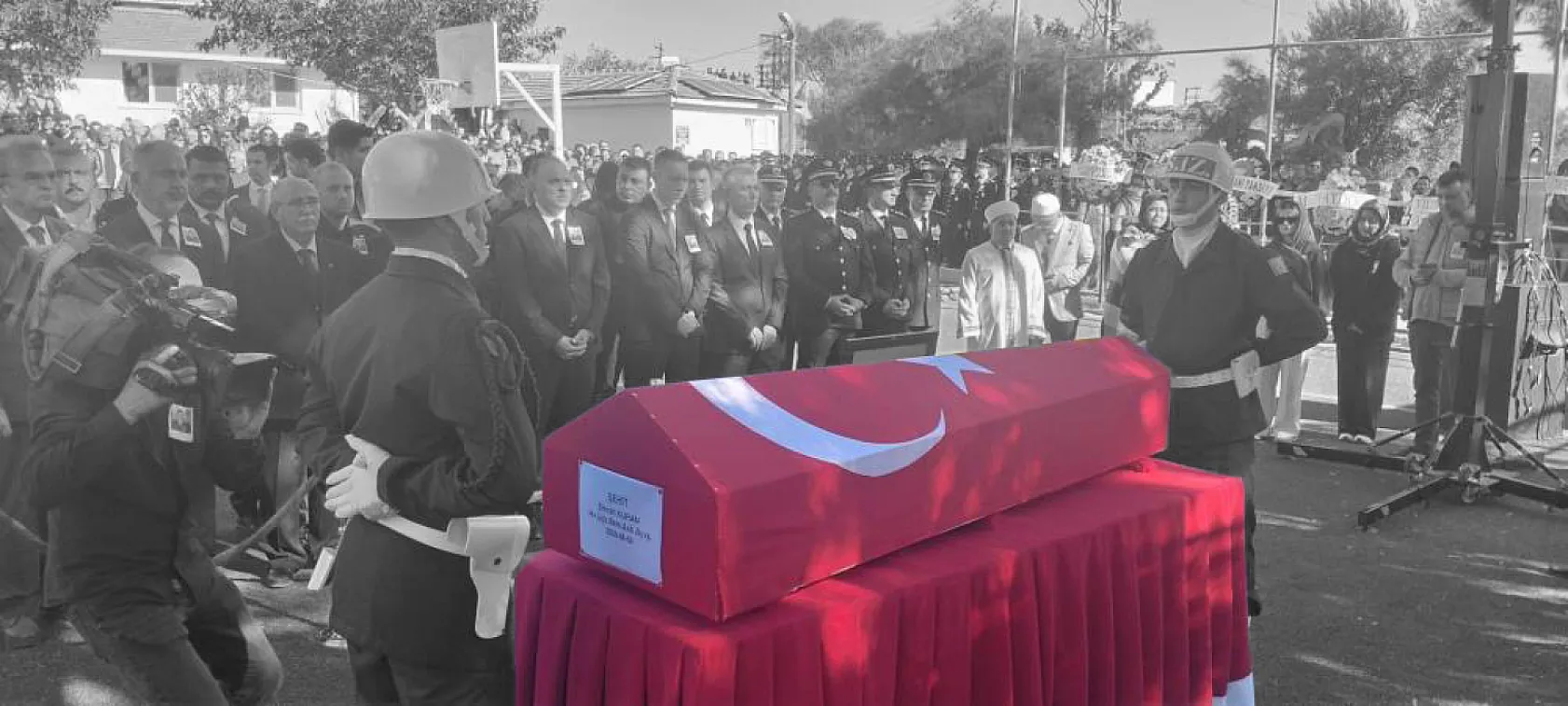 Türkiye şehitlerini uğurladı