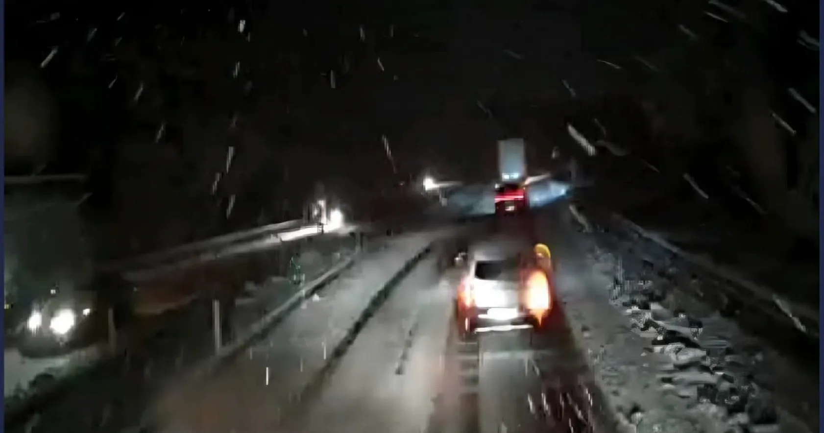 Afyon'da Mayıs'ta Kar Esareti: Okullar Tatil, Yollar Kapalı!