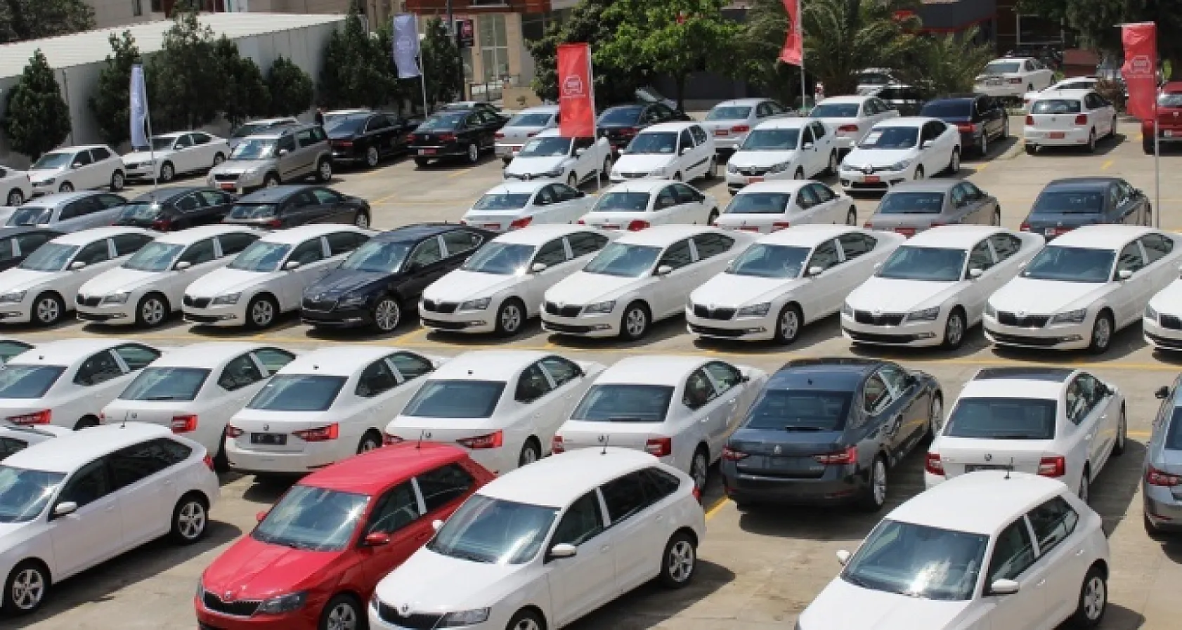 Yetkisiz ikinci el araç ticaretine 108 milyon lirayı aşan ceza
