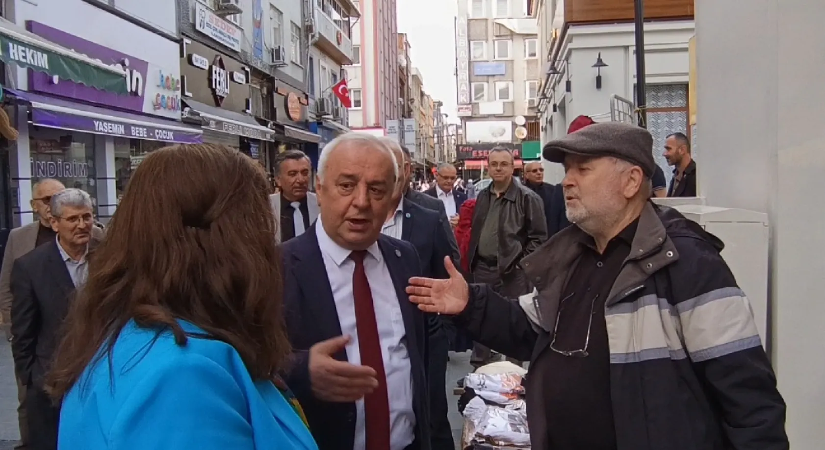 İYİ Partili Şenol Sunat İlkadım'da esnafın nabzını tuttu