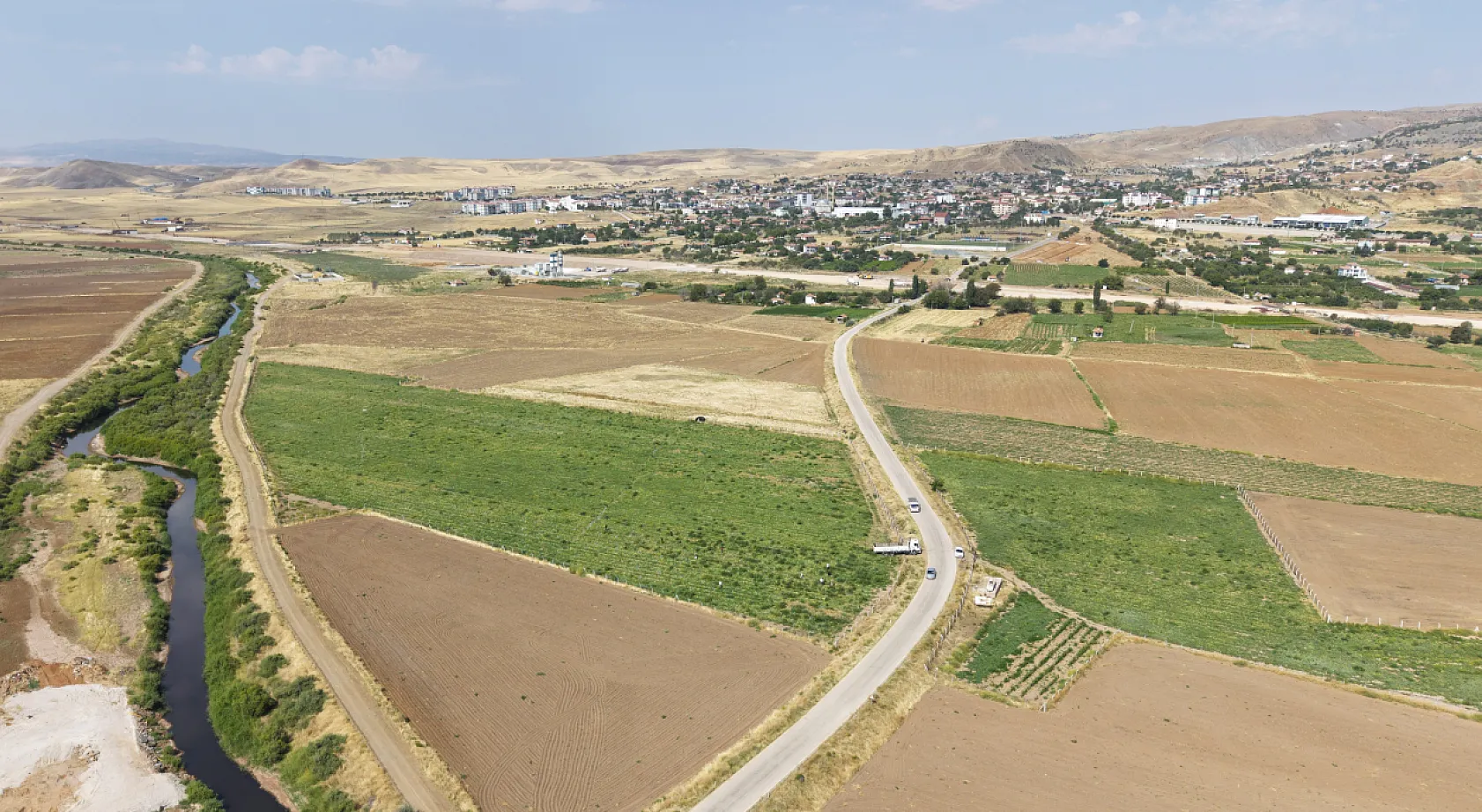 Yağışlar kavun üreticisinin yüzünü güldürdü