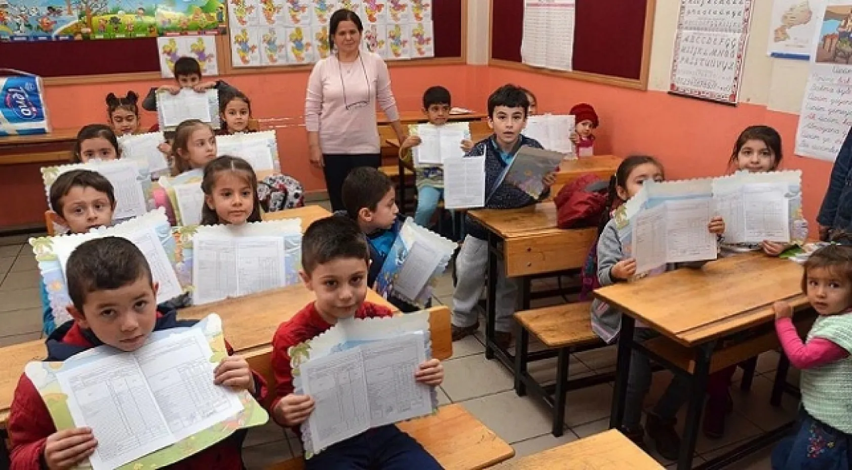 İkinci Ara Tatil Ne Zaman? 2026 MEB Ara Tatil ve Bayram Takvimi