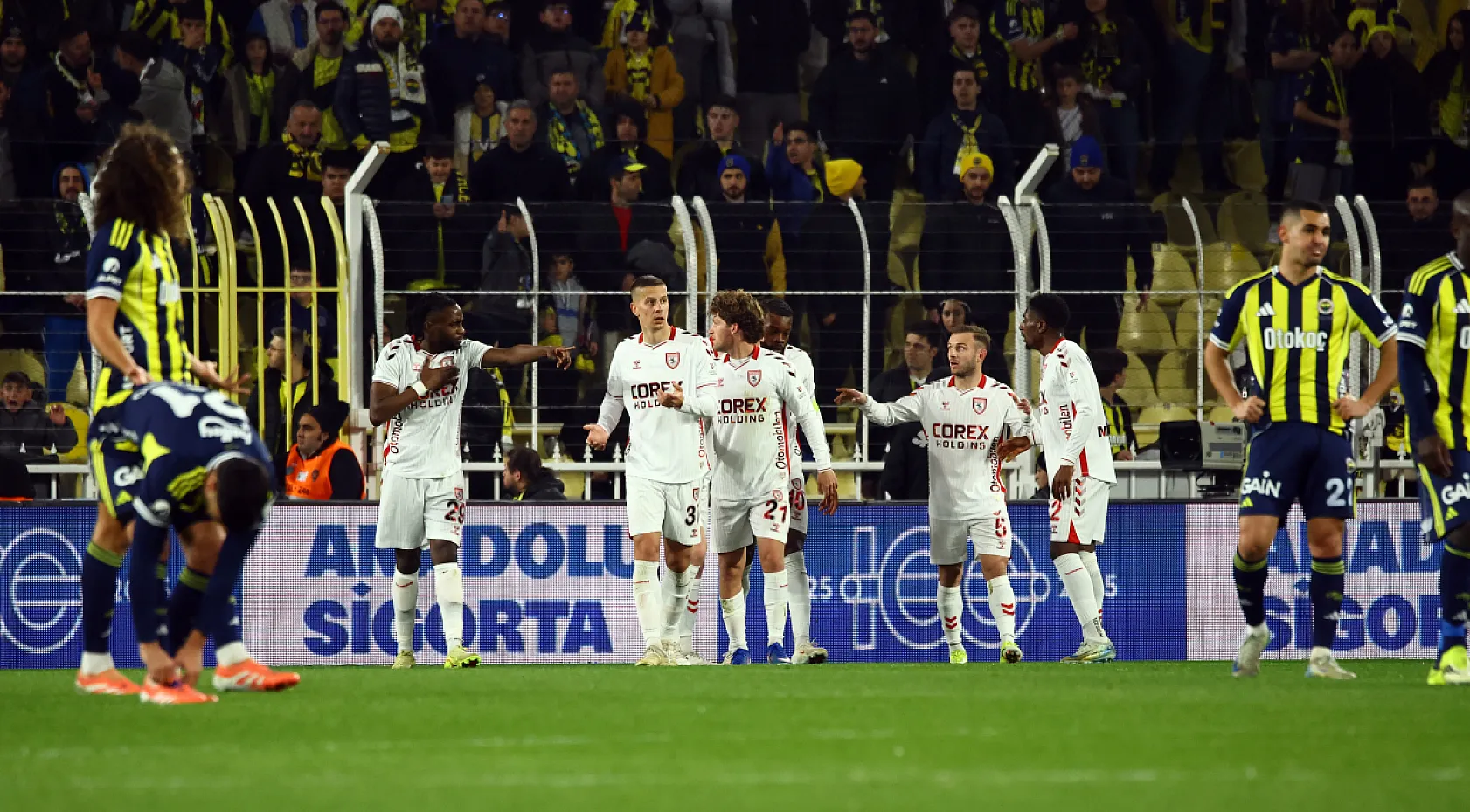 Fenerbahçe'den mucize dönüş! Samsunspor son anda yıkıldı
