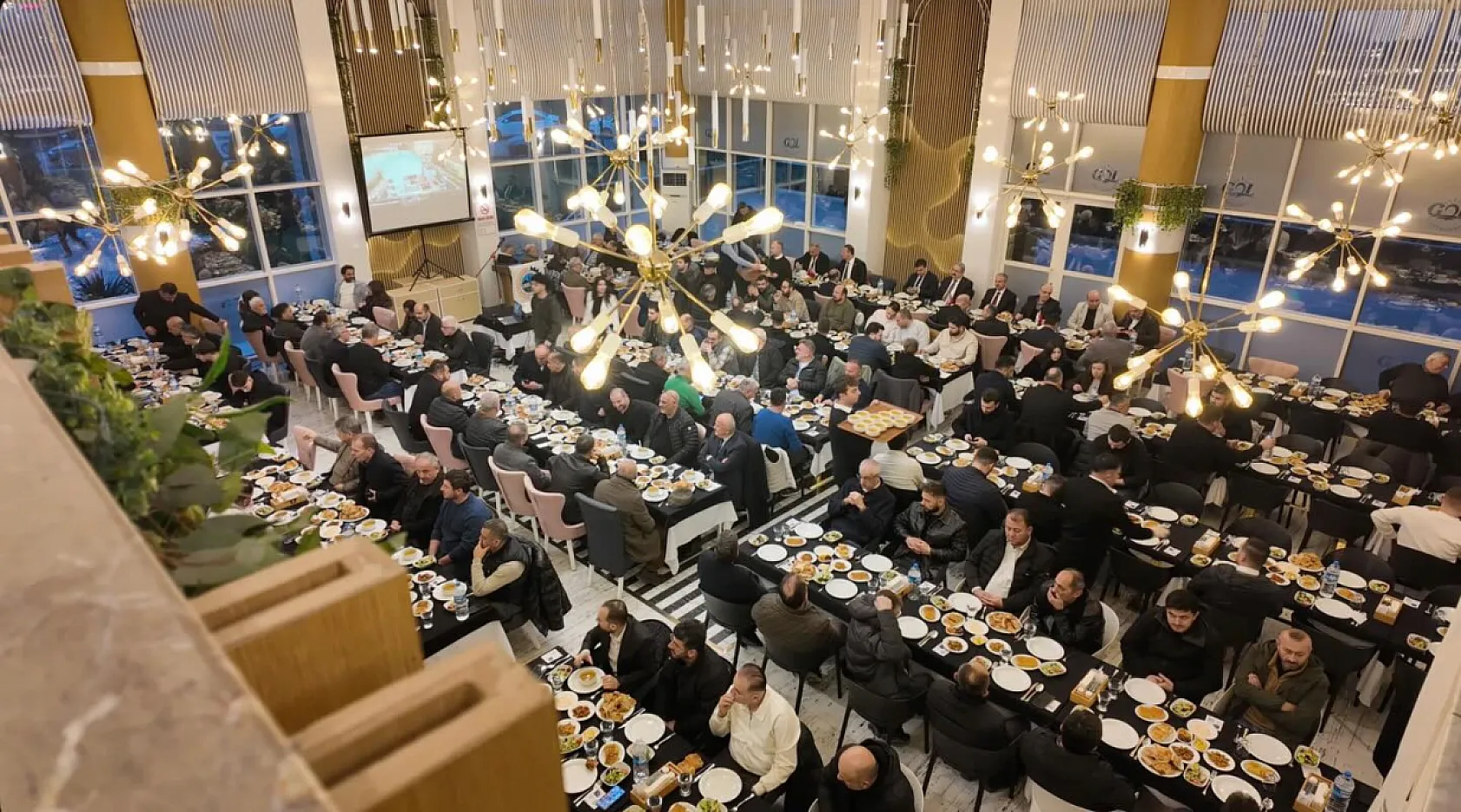 Çarşamba'da iş dünyası iftar programında bir araya geldi