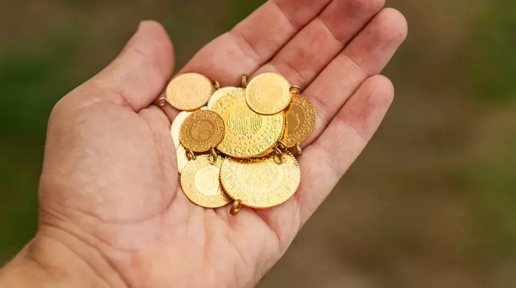 Altın Piyasasında Kara Perşembe: Bir Günde 523 Lira Birden Düştü!
