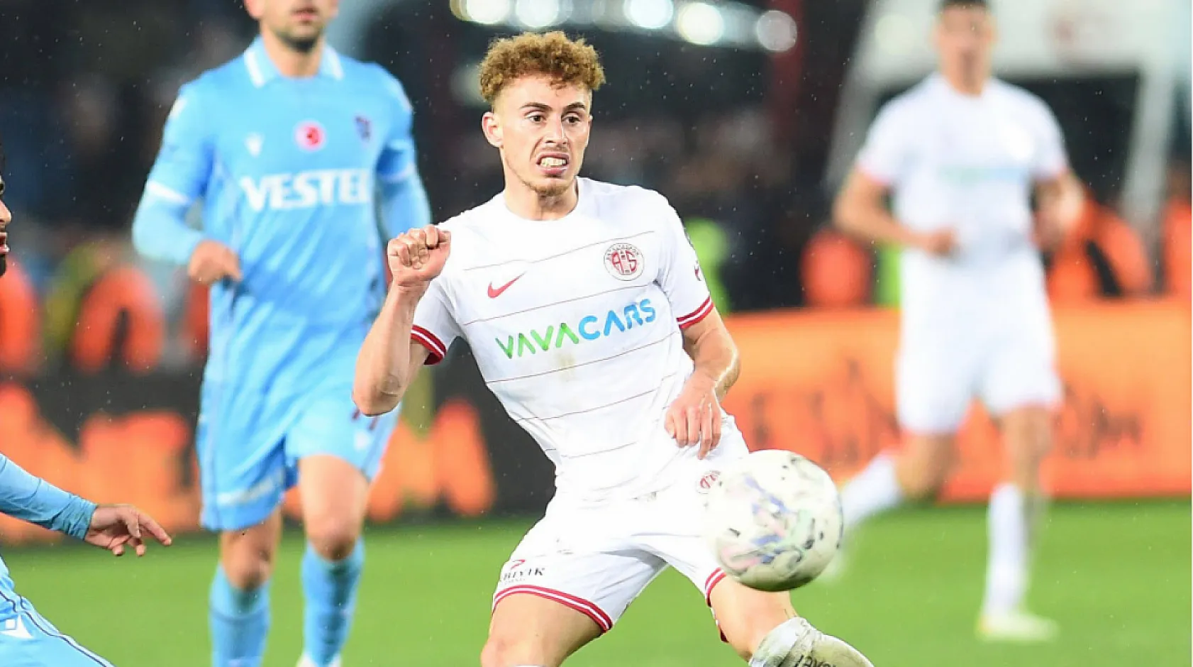 Samsunspor'dan Sağ beke yerli takviye: Bünyamin Balcı listede!
