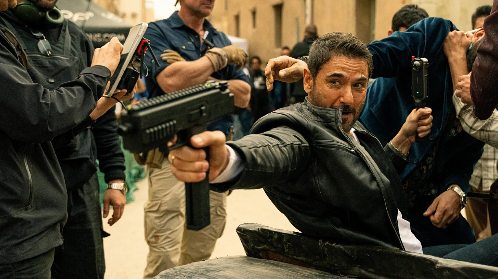 Orta Doğu'da gişe rekoru kıran '7 Dogs' Türkiye'de vizyona giriyor