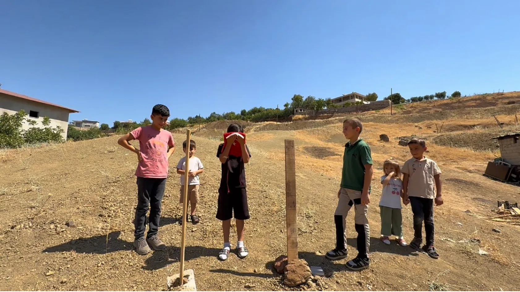 Derecikli çocuklardan park çağrısı