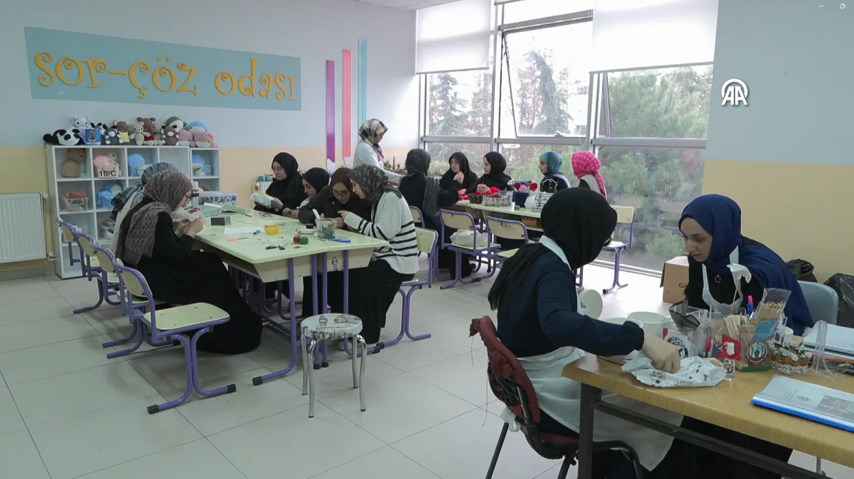 Samsun'da öğrencilerin el emeği ihtiyaç sahiplerine umut oluyor