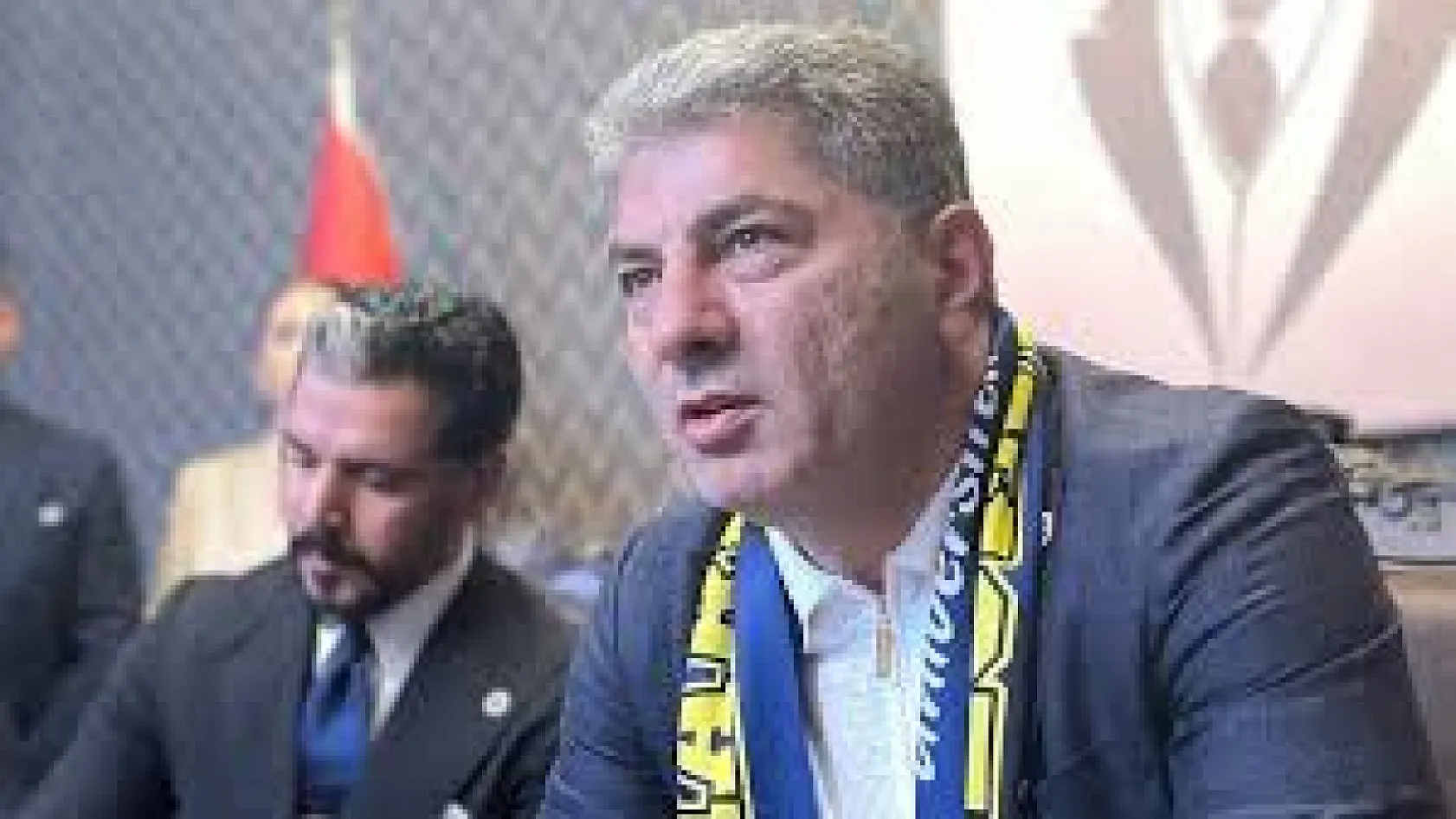 Hakan Safi'den Conte'ye 2 yıllık teklif