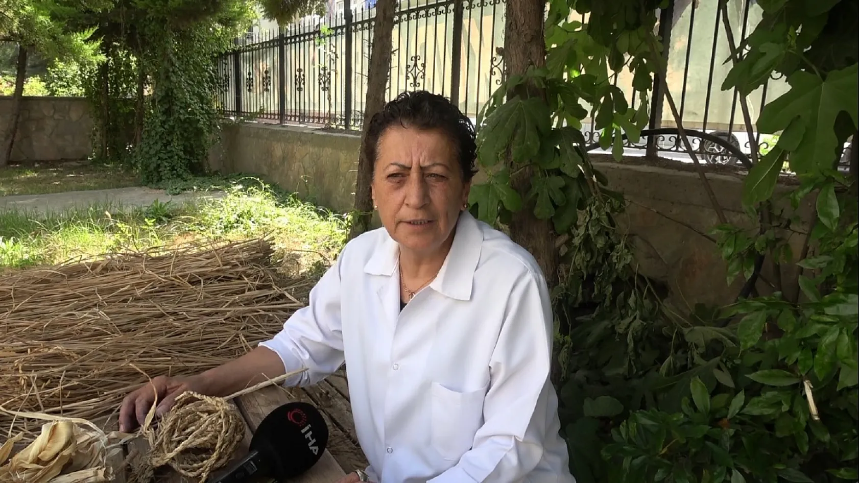 Pirinç Sapları Zembil Üretiminde Değerlendiriliyor