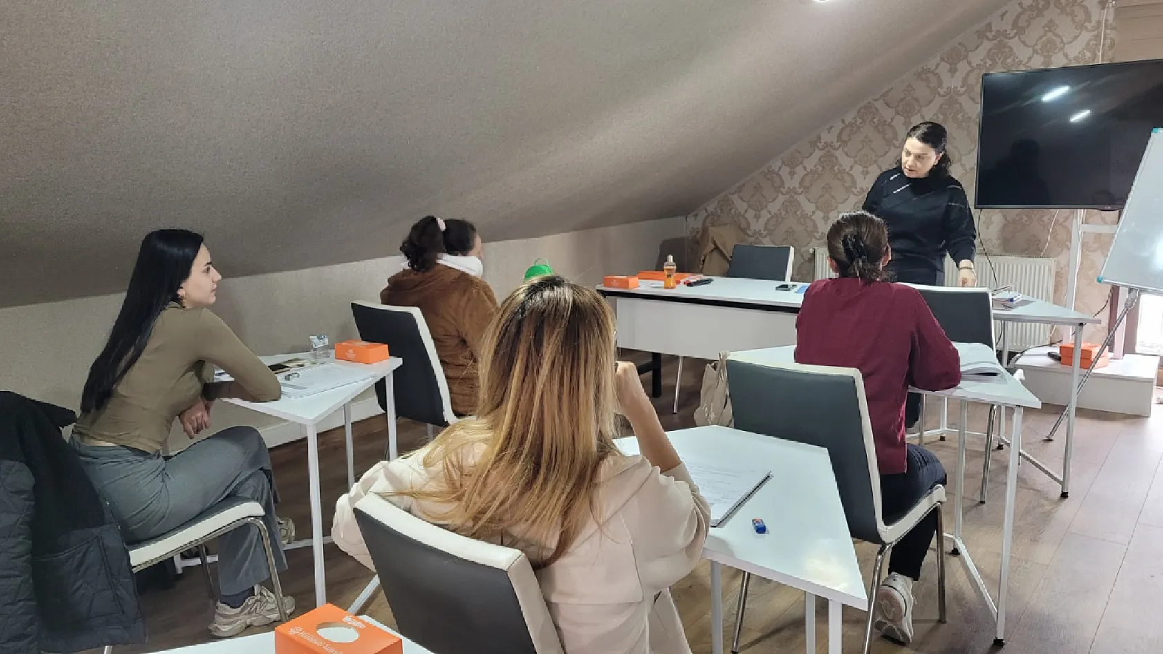 Samsun'da 48 yaşındaki Fatma Çelebi yeniden öğrenci oldu