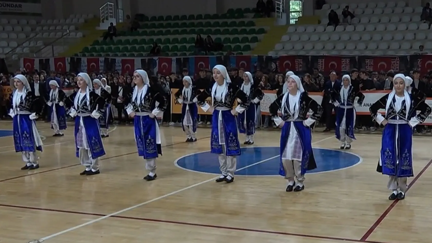 Çarşamba'da 19 Mayıs coşkuyla kutlandı