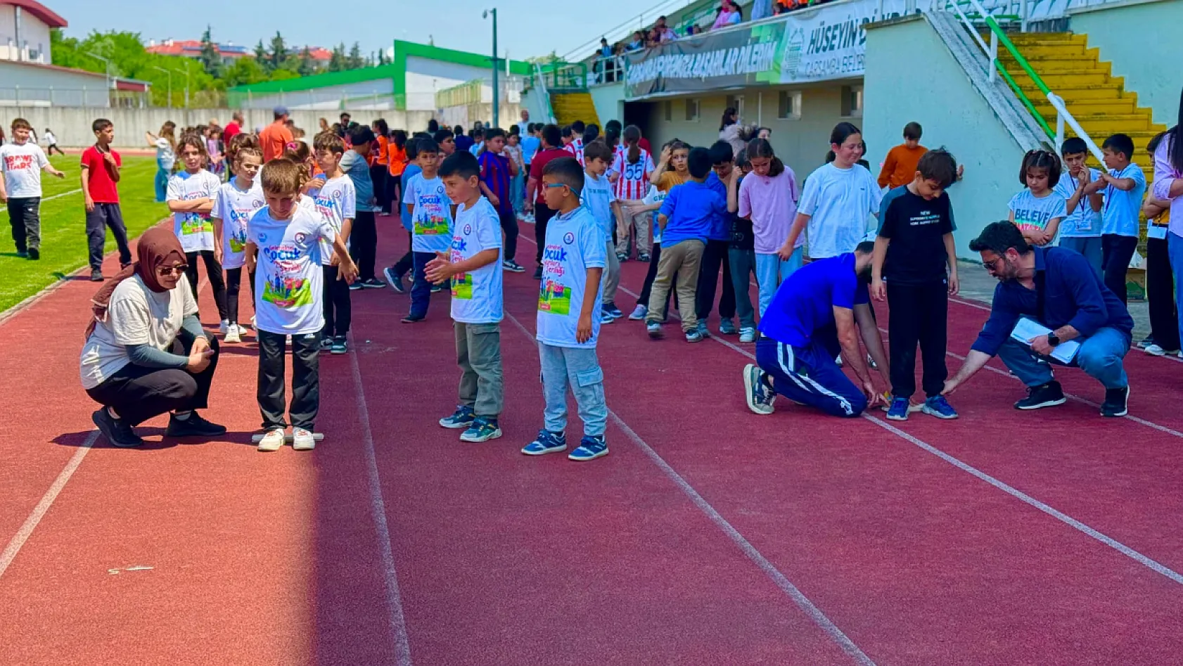 Çarşamba'da 660 öğrenci geleneksel çocuk oyunlarında yarıştı