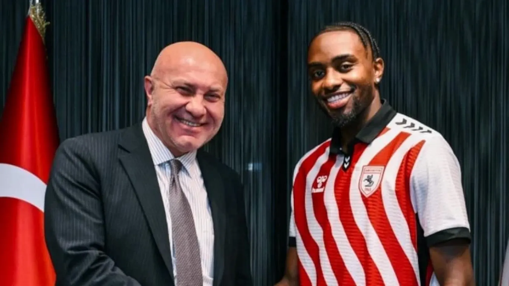 Makoumbou için Yunan devleri birbirine girdi