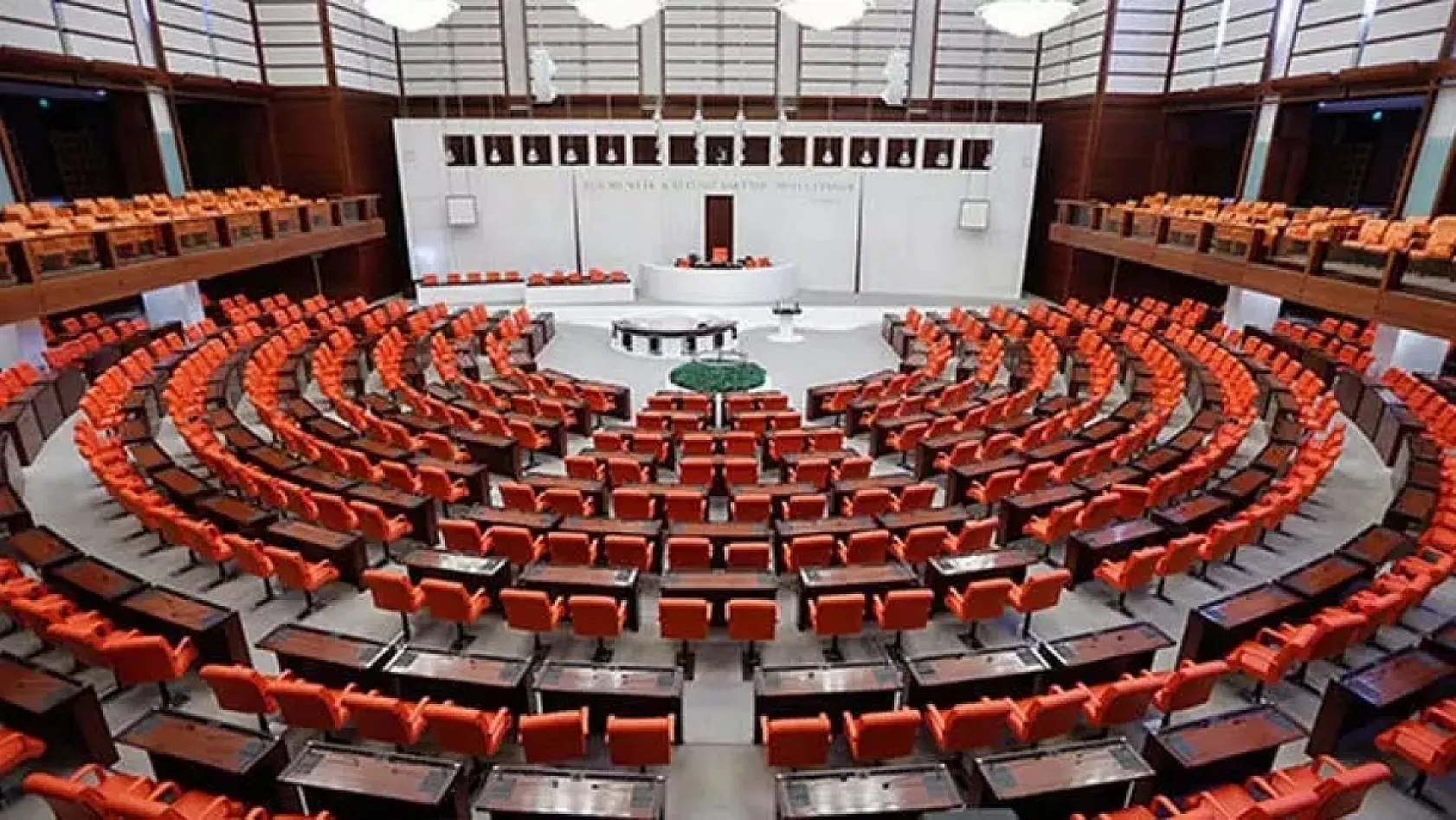 Emeklilere ÖTV'siz araç iddiası gündemde: Meclis'ten geçti mi?