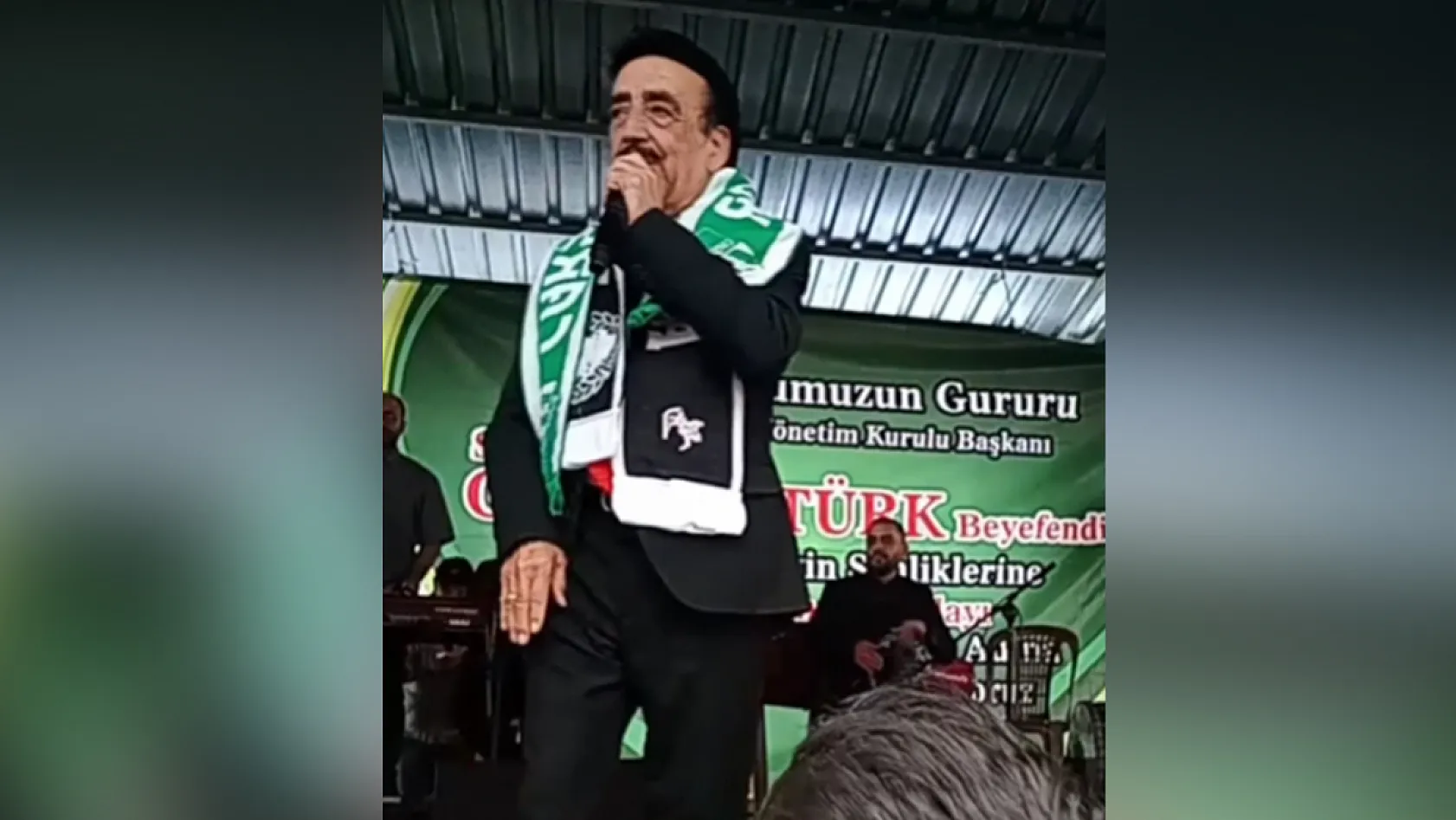 Ayvacık Bahar Şenliği'nde Hakkı Bulut Rüzgârı