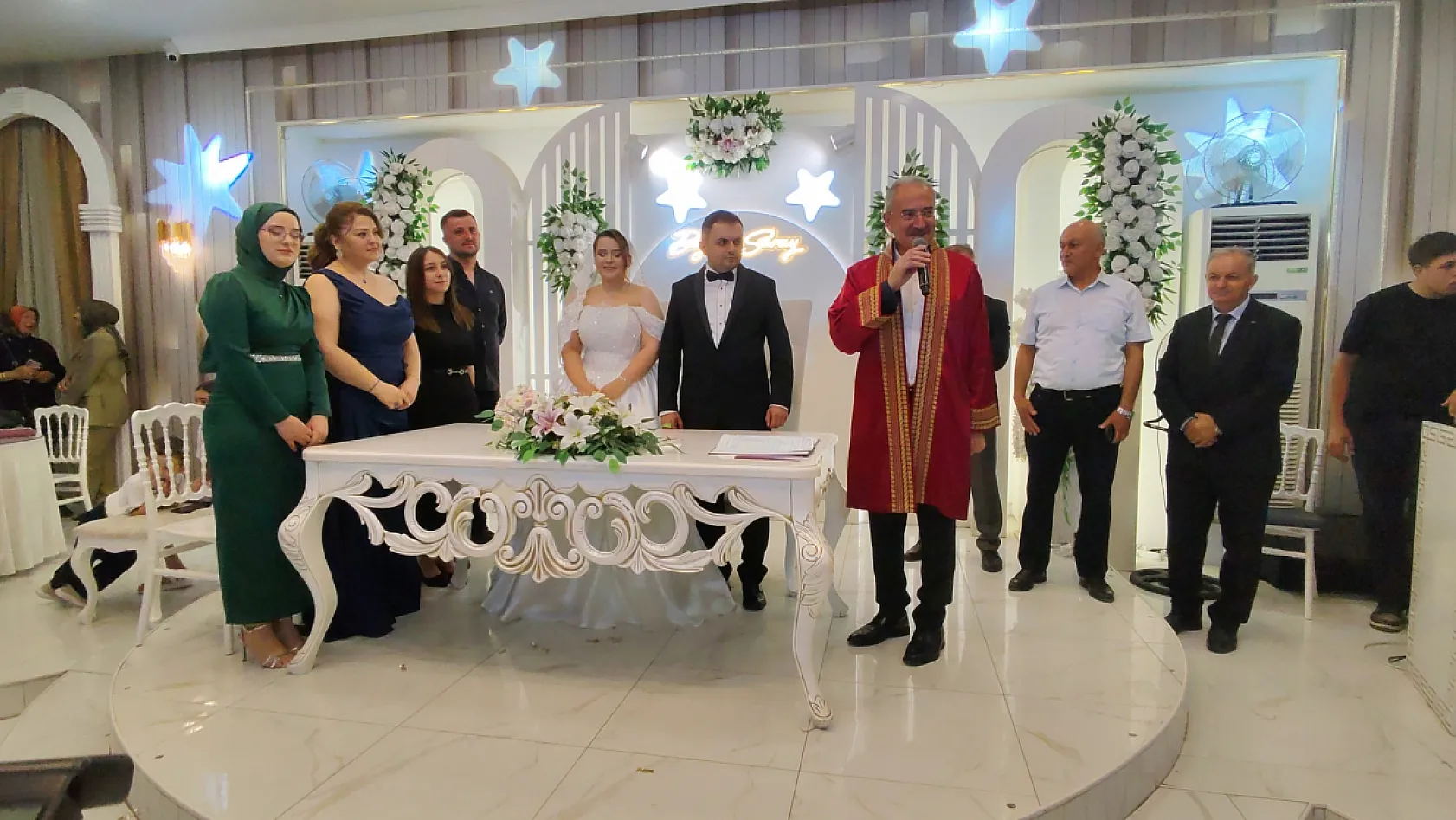 Akbaş Ve Öztürk Ailelerinin Mutlu Günü
