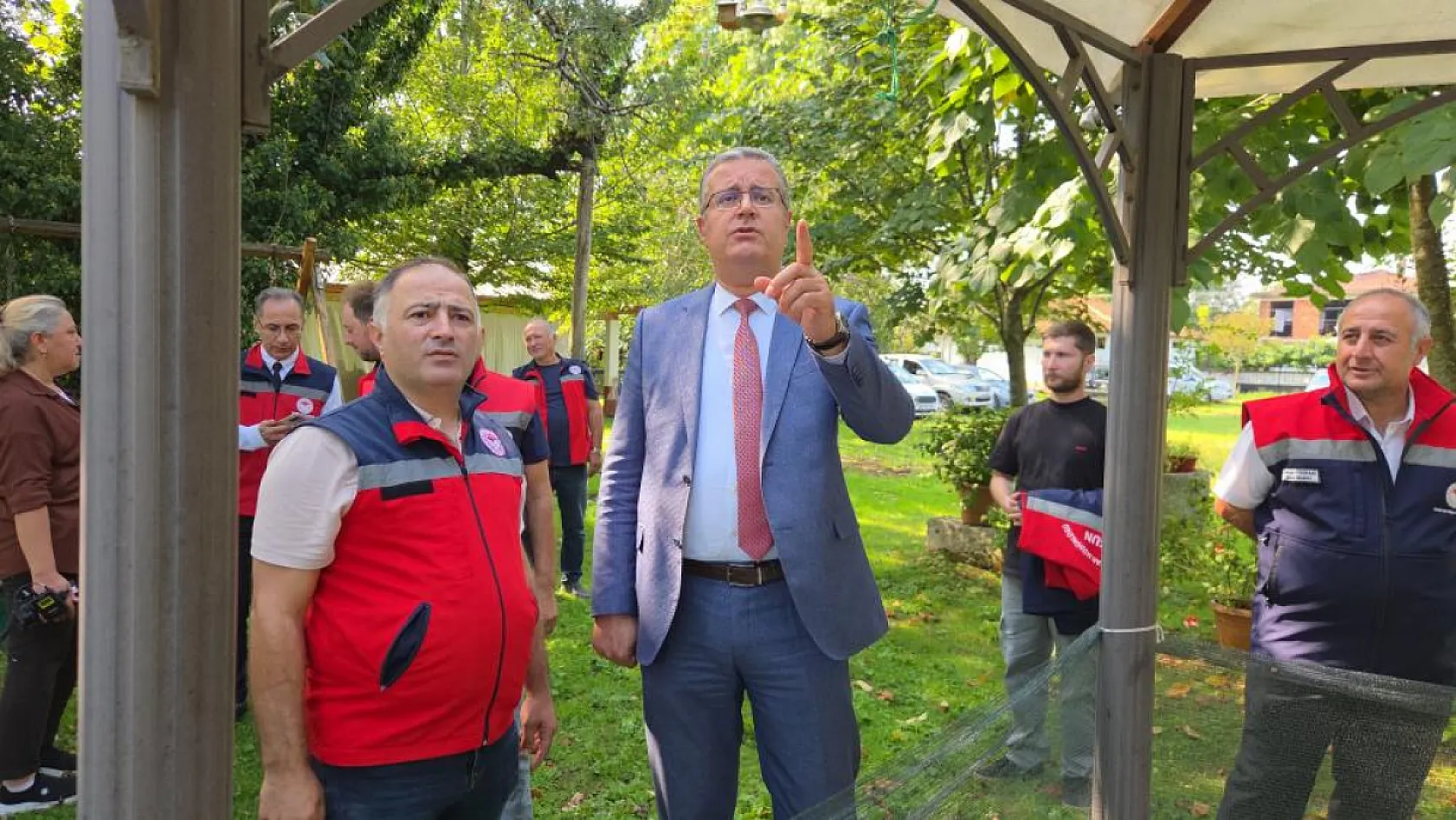 Kokarcalar önce cezbediliyor, sonra öldürülüyor