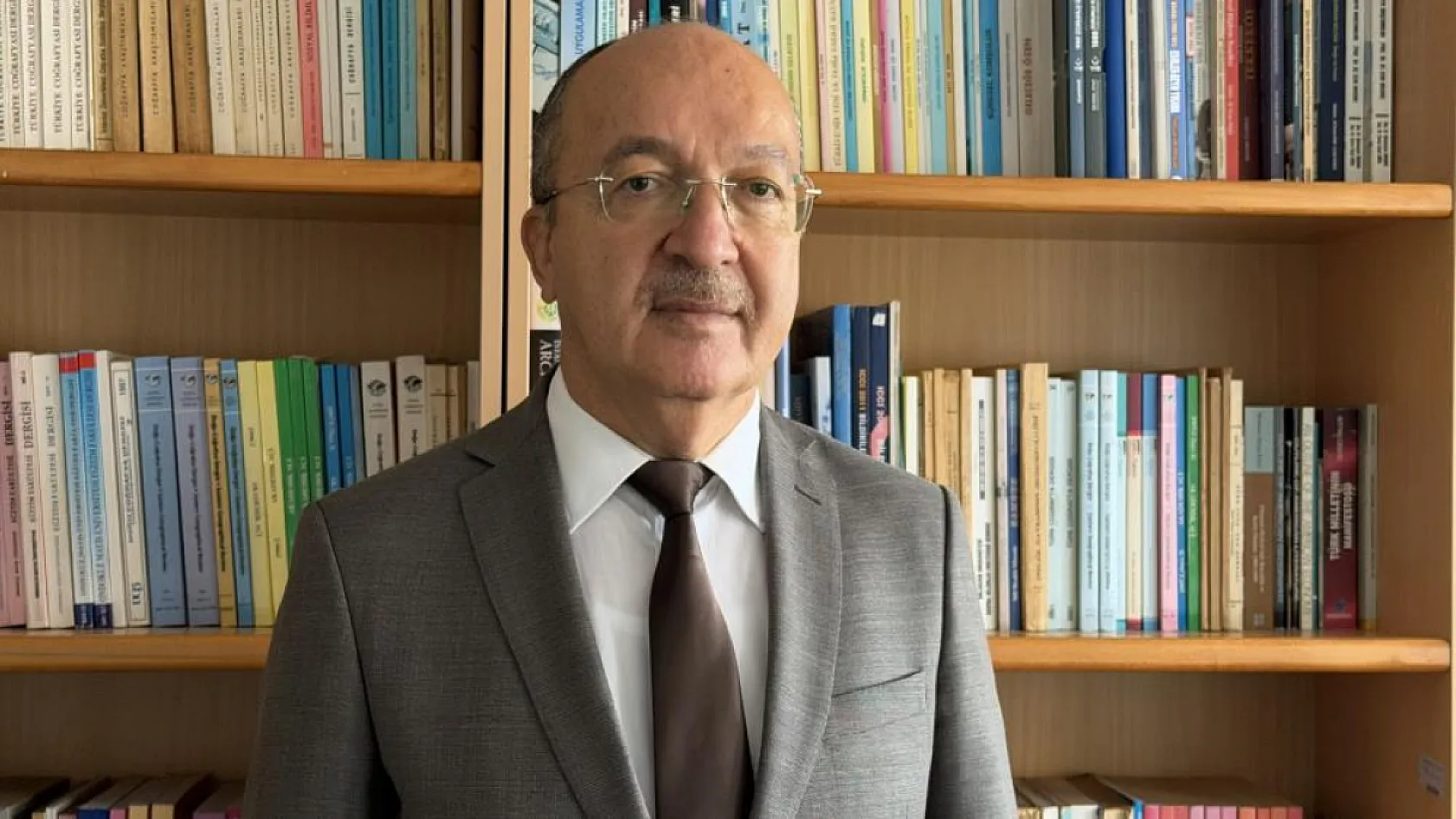 Karadeniz sahili adım adım yutuyor