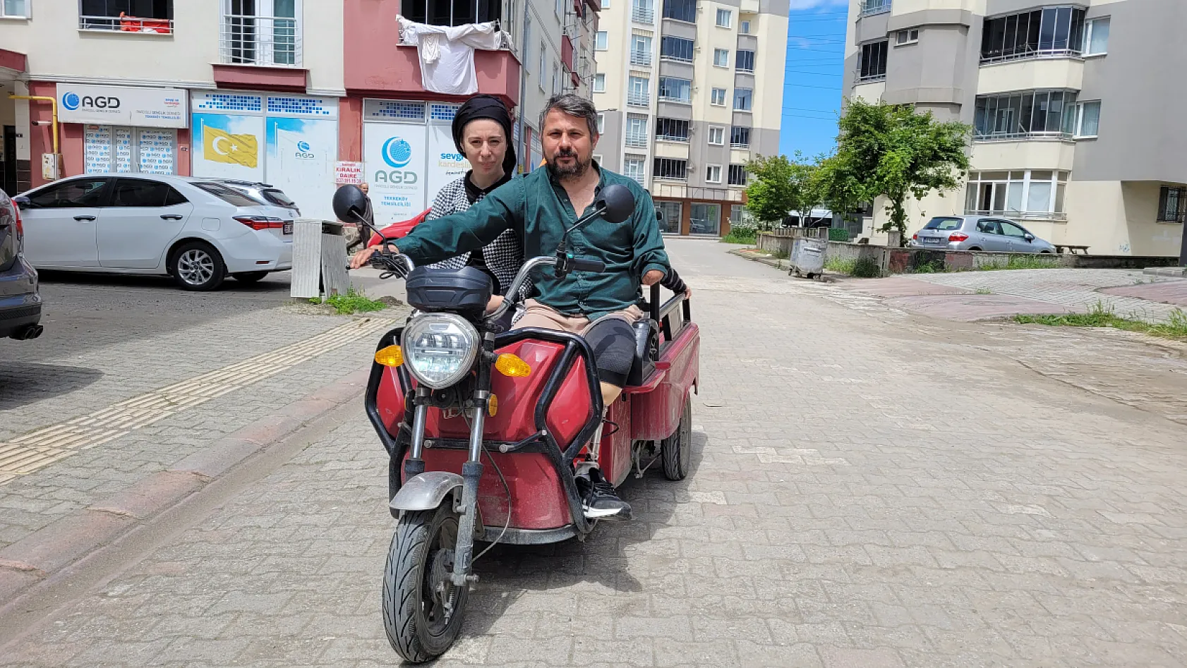 İş kazasında kolunu ve ayağını kaybeden engelli baba yıllardır iş bekliyor