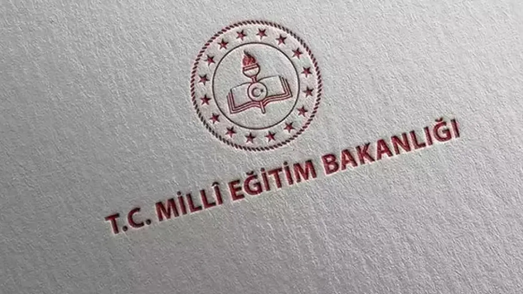 MEB'den eğitim sisteminde köklü değişim: Sınavlarda yeni dönem resmen başladı