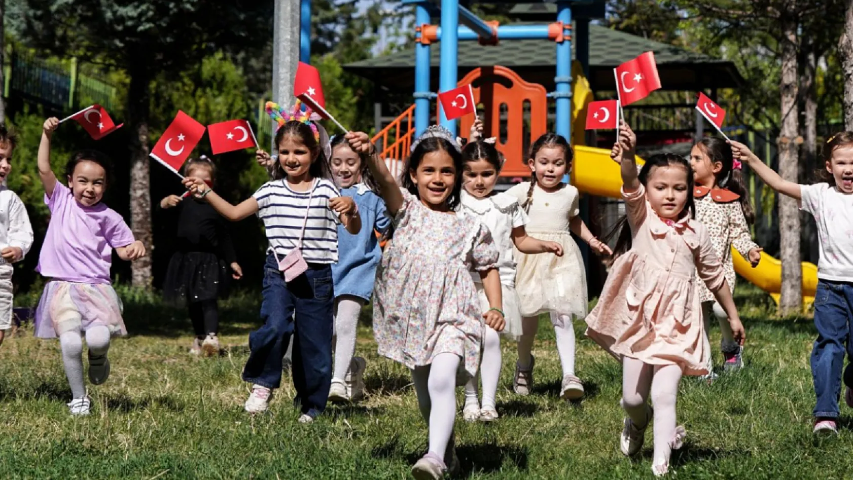 23 Nisan okullar tatil mi 2026?