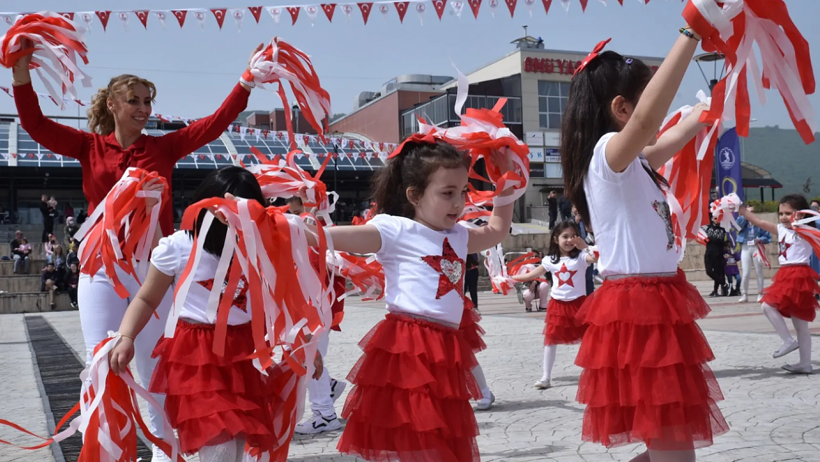 23 Nisan okullar tatil mi 2026?