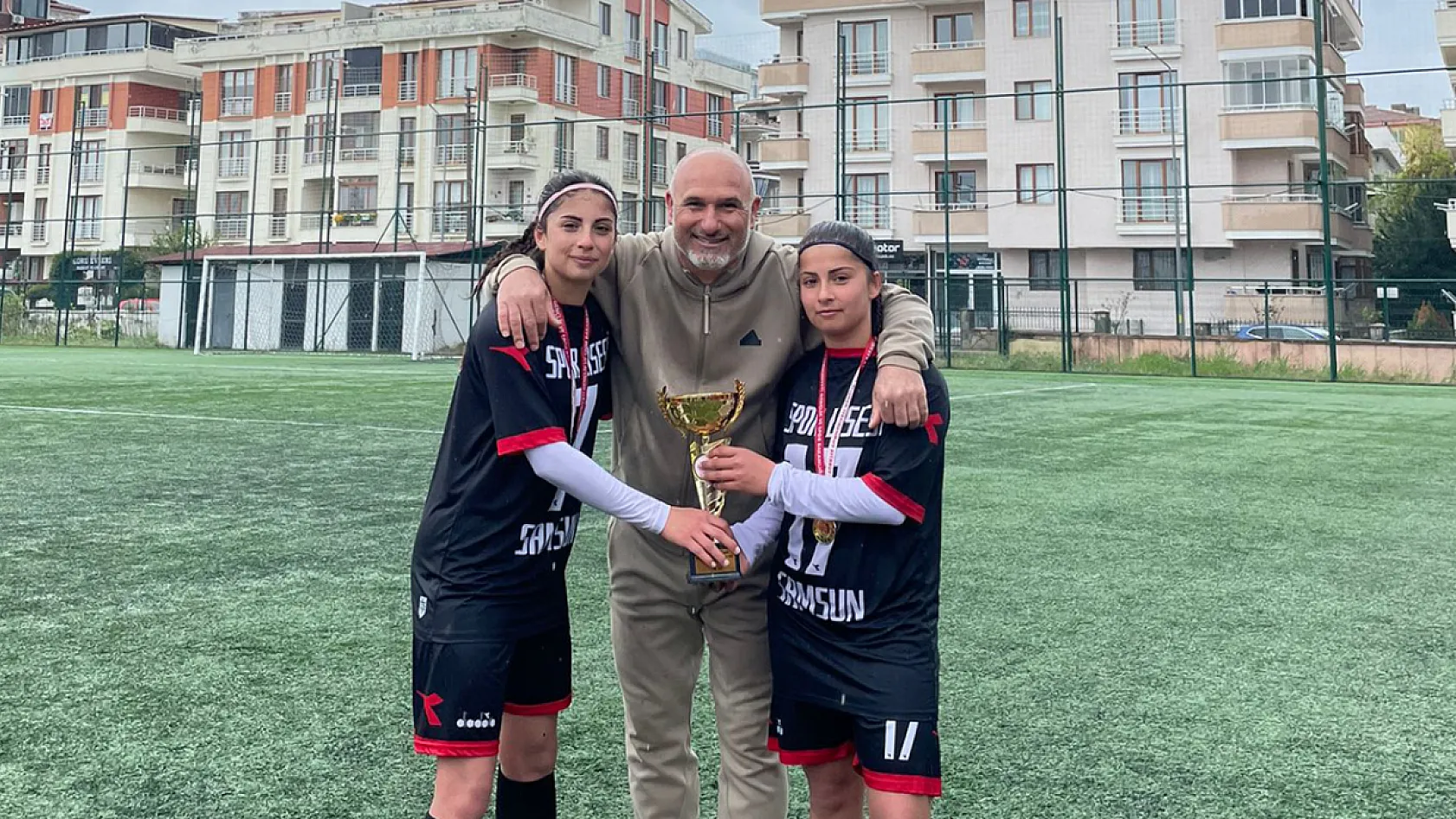 Samsun Gülizar Hasan Yılmaz Spor Lisesi finalde