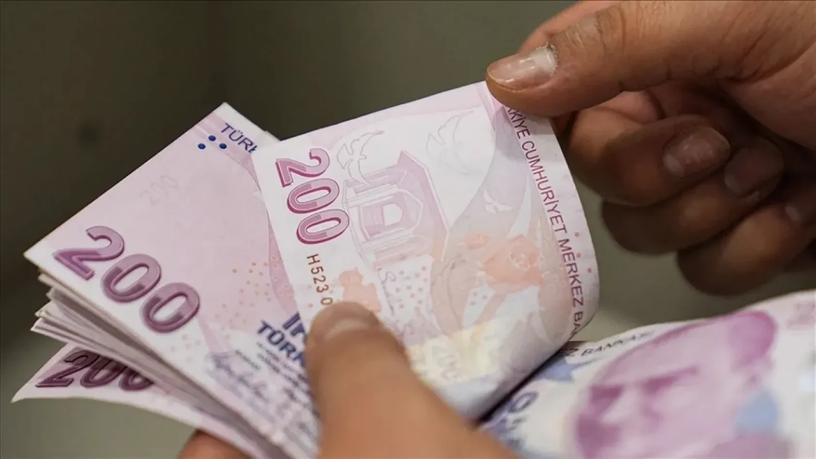 Ocak 2027 maaş zammında yeni hesap: Memur ve emeklinin maaşı ne kadar olacak?