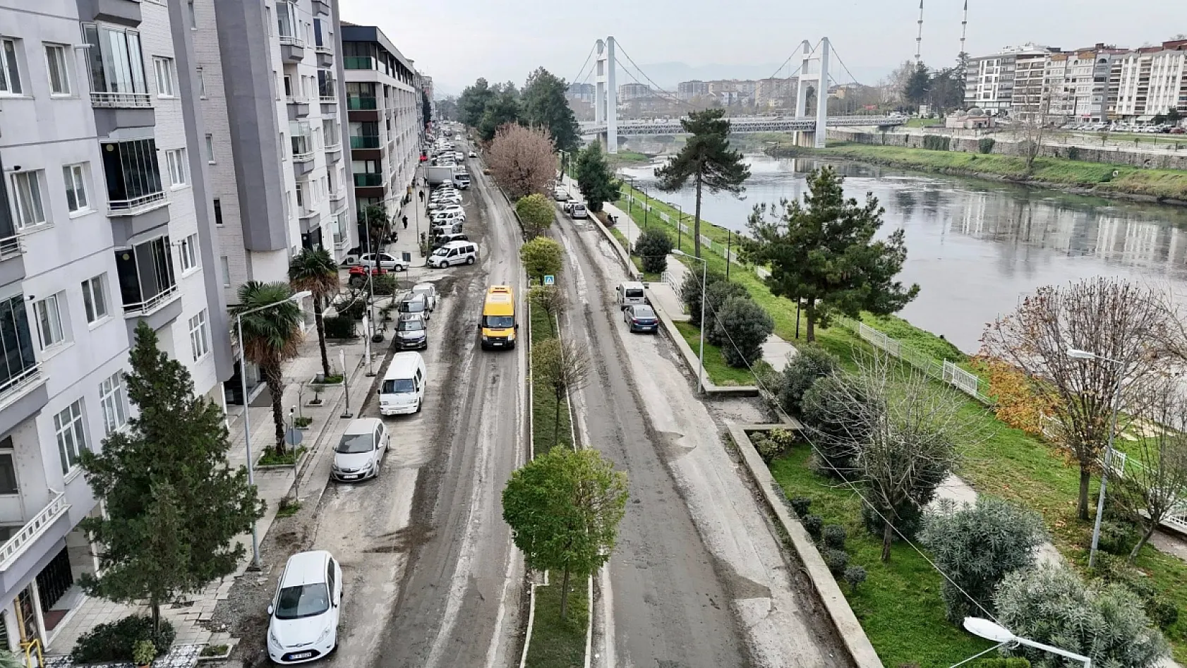 Başkan Hüseyin Dündar Üstyapı Çalışmalarını Yerinde İnceledi