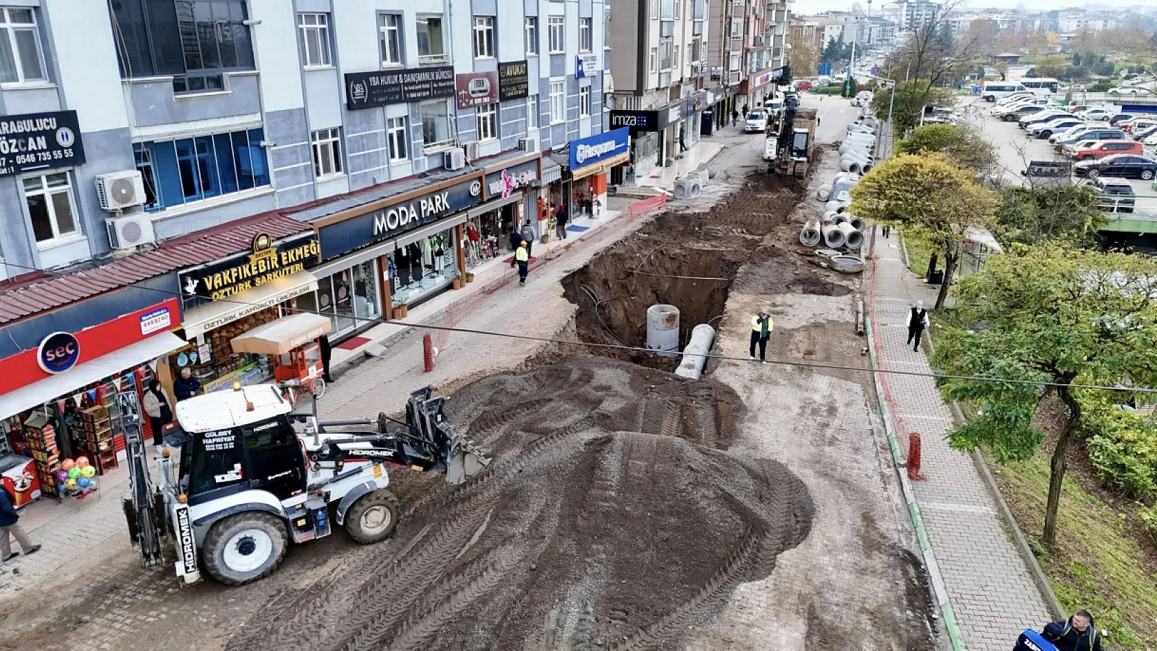 Başkan Hüseyin Dündar Üstyapı Çalışmalarını Yerinde İnceledi