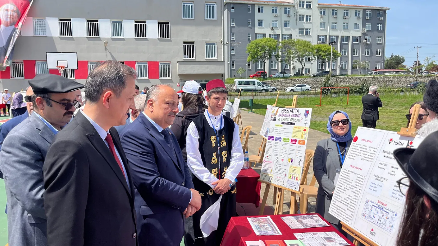 Bilimin kalbi Salıpazarı'nda attı