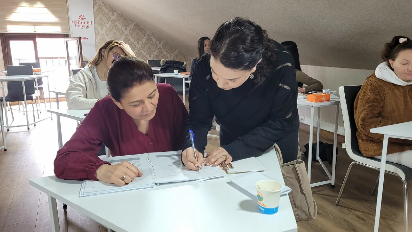 Samsun'da 48 yaşındaki Fatma Çelebi yeniden öğrenci oldu