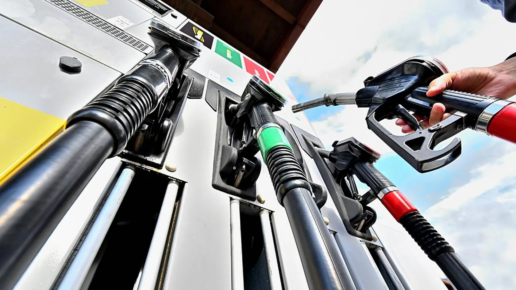 Motorin Fiyatına Büyük İndirim Geliyor: 5,44 TL Düşüş Yolda!