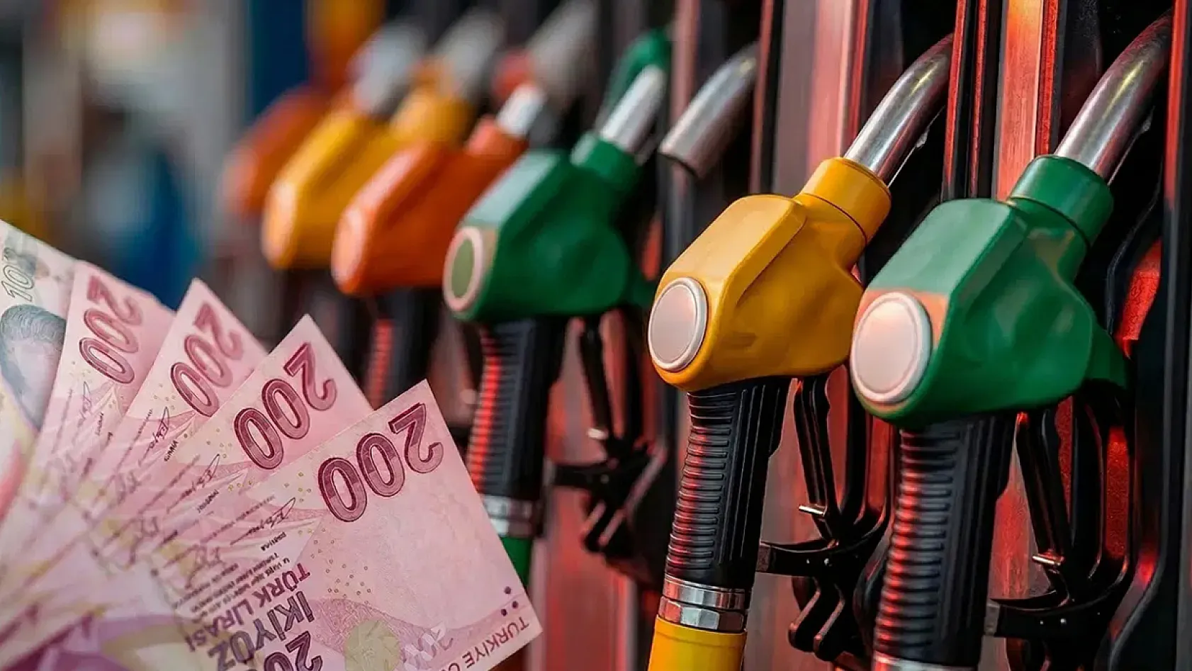 Motorin Fiyatına Büyük İndirim Geliyor: 5,44 TL Düşüş Yolda!